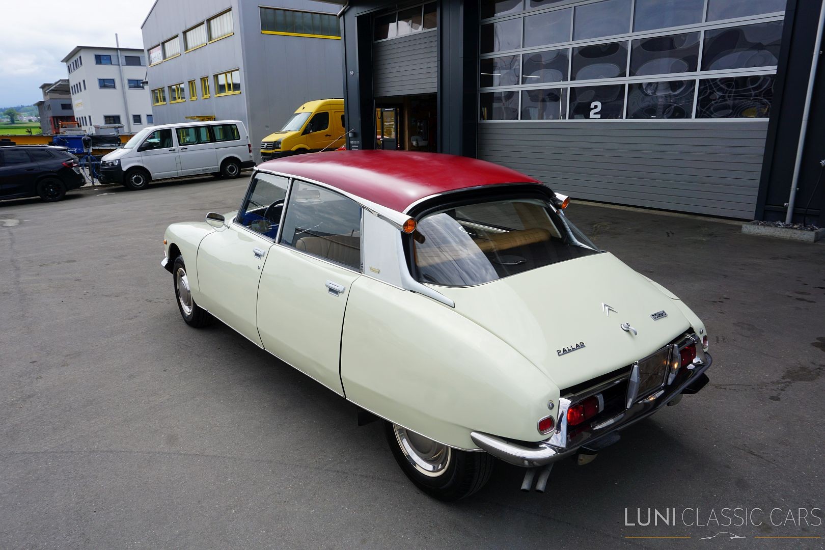 CITROEN D Super 5-image-2