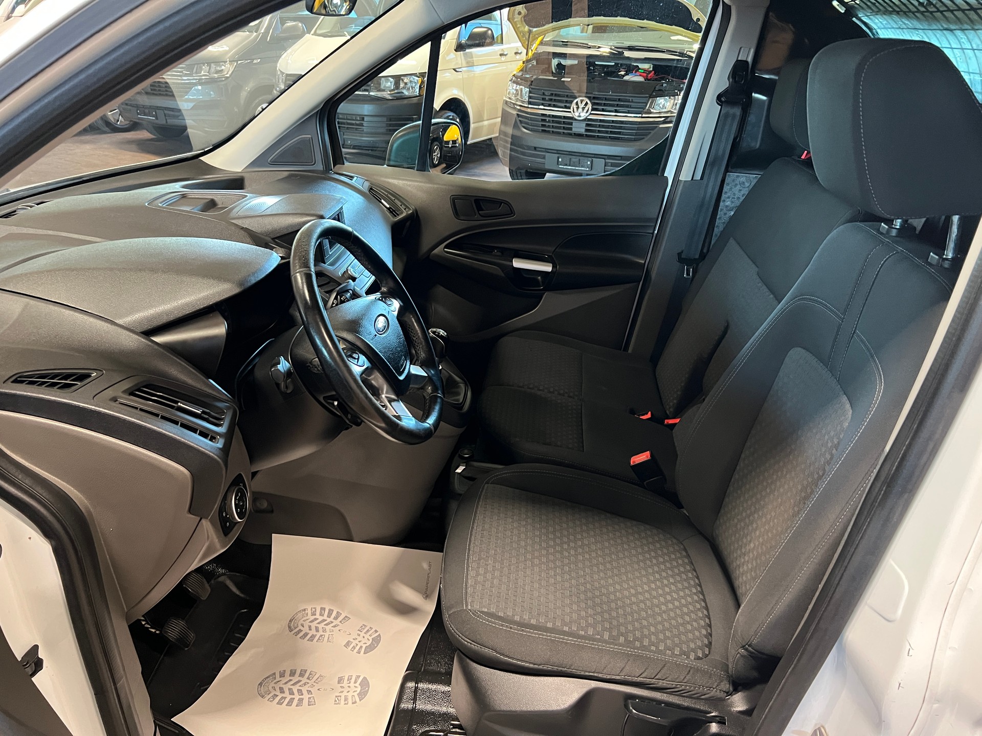 FORD Transit Connect Van T200 1.0 EcoBoost Trend-image-8