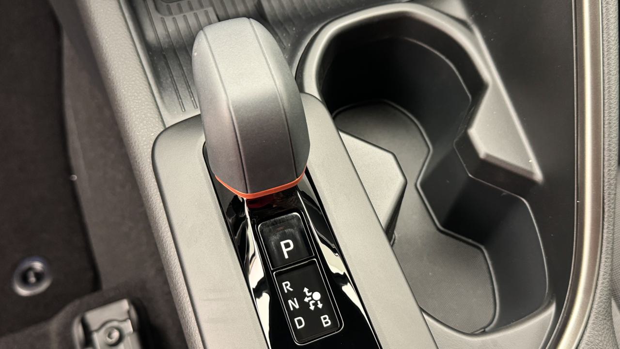 TOYOTA C-HR 2.0 HSD CVT Sport-image-10