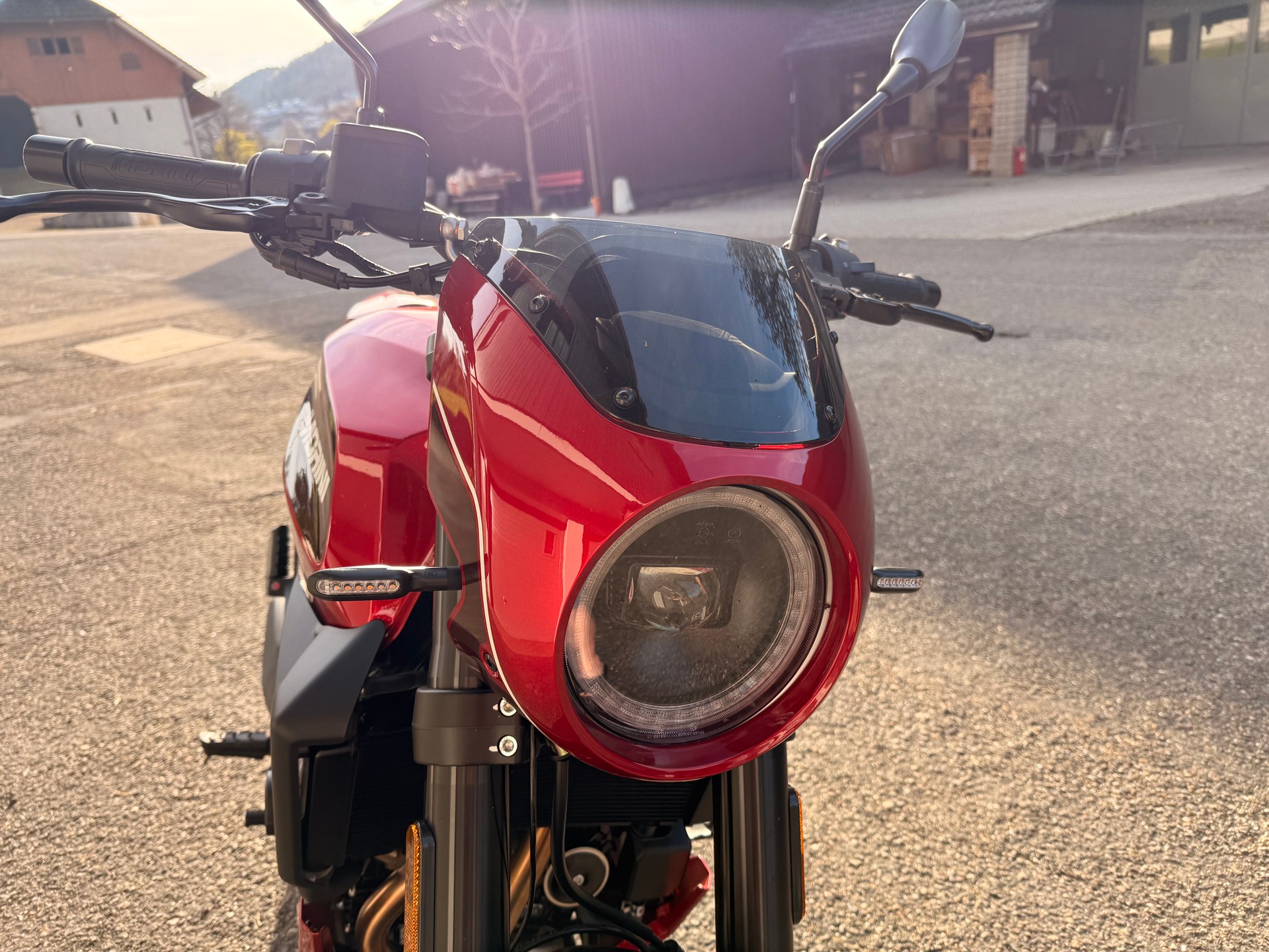 MOTO MORINI SEIEMMEZZO-image-1