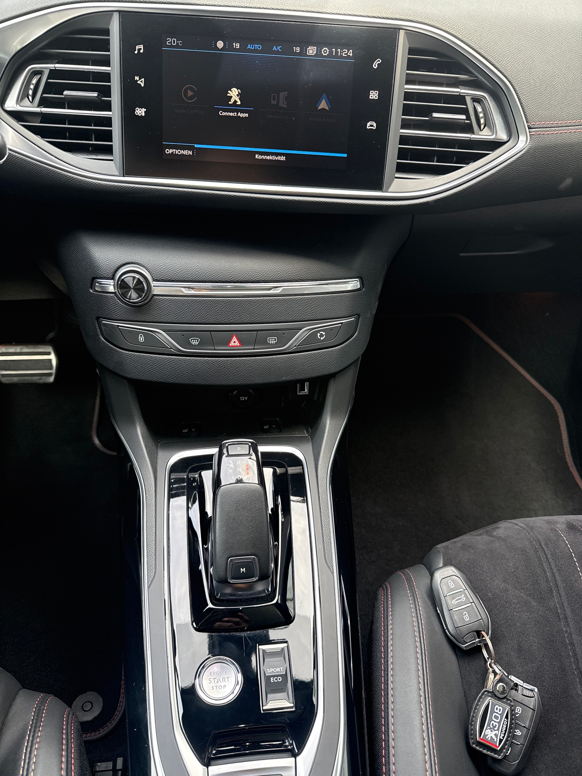 PEUGEOT 308 SW 2.0 BlueHDI GT EAT8-image-11