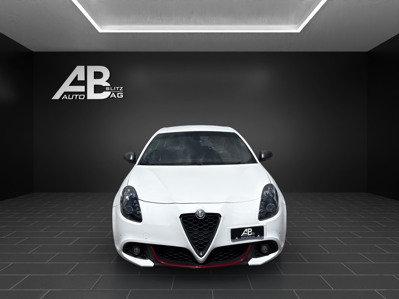 ALFA ROMEO Giulietta 1750 TBi Veloce TCT mit 241 PS