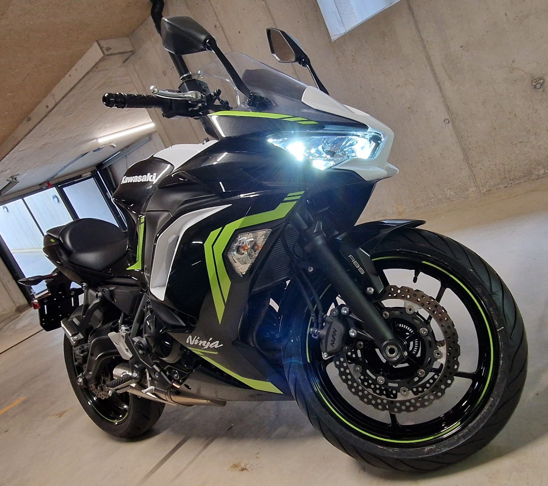 KAWASAKI Ninja 650 SE (35kW) (Preis VB)-image-2