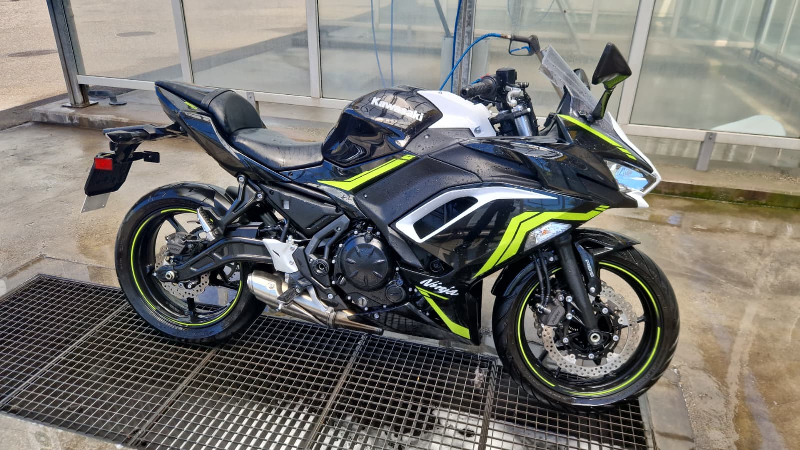 KAWASAKI Ninja 650 SE (35kW) (Preis VB)-image-0