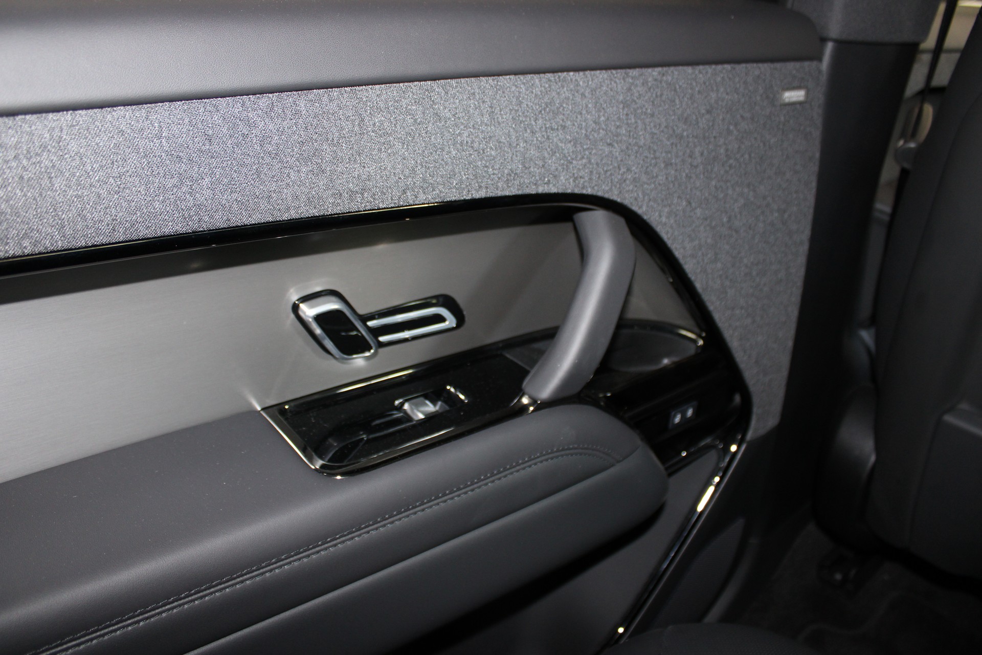 LAND ROVER Range Rover Sport D300 3.0 TD6 MHEV Dynamic HSE Automatic-image-21