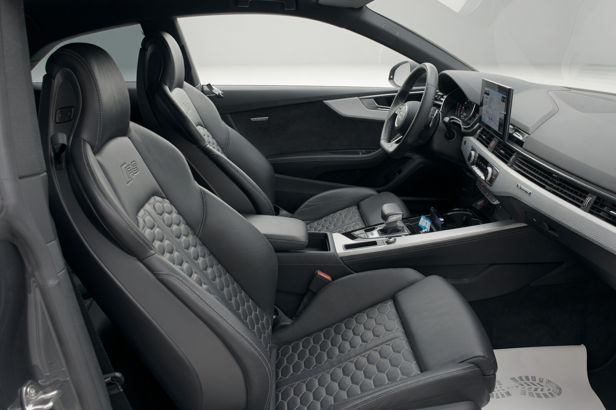 AUDI RS5 Coupé 2.9 TFSI quattro tiptronic-image-12