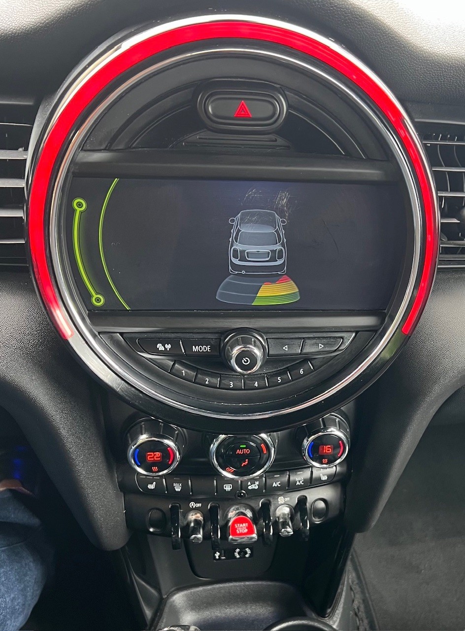 MINI Cooper-image-12