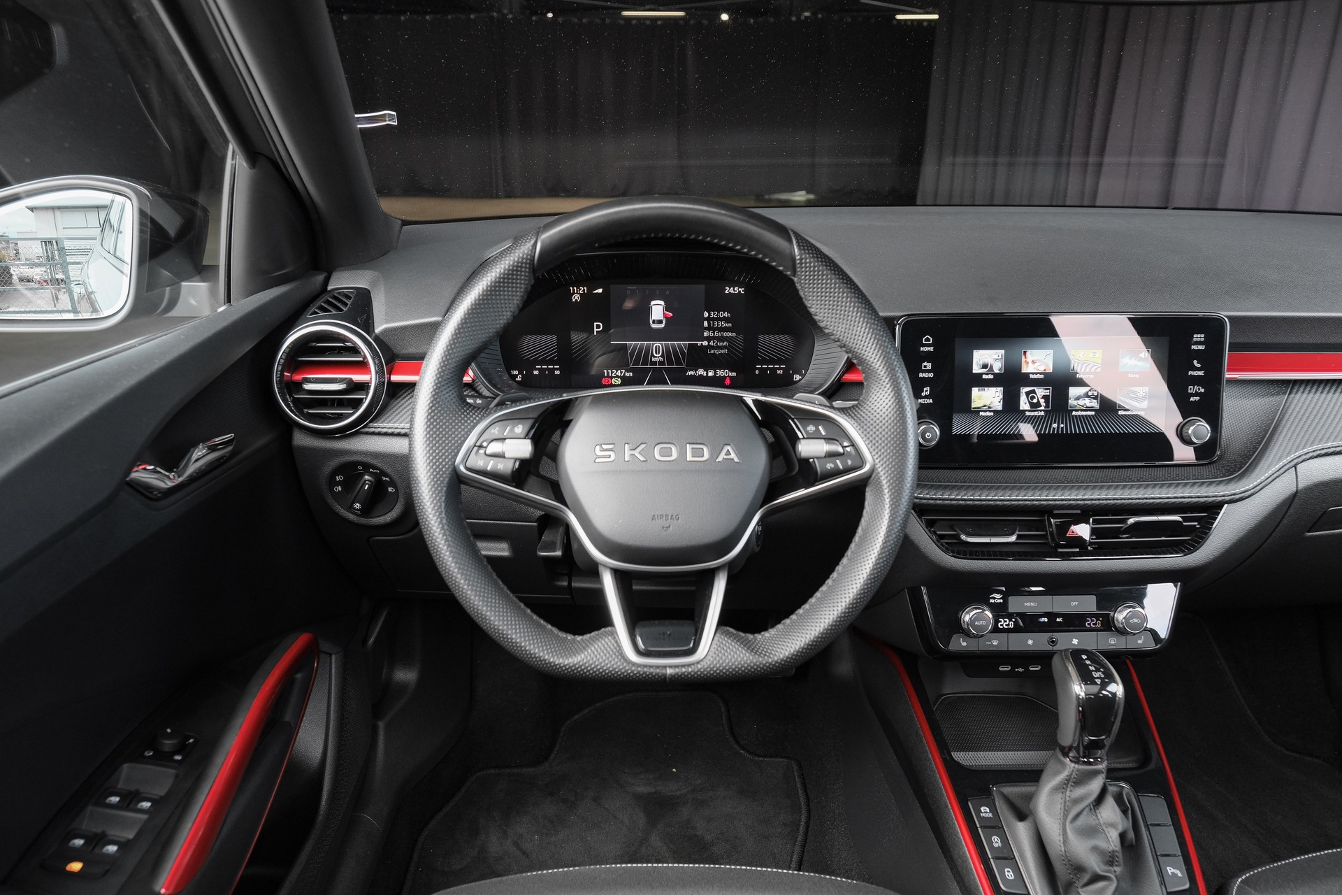 SKODA Fabia 1.5 TSI Monte Carlo DSG-image-15