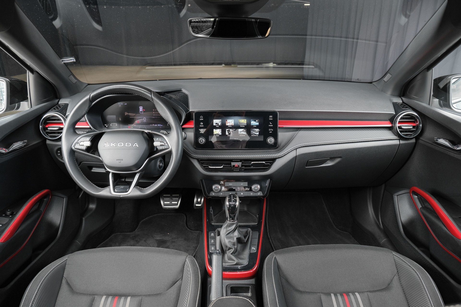 SKODA Fabia 1.5 TSI Monte Carlo DSG-image-14