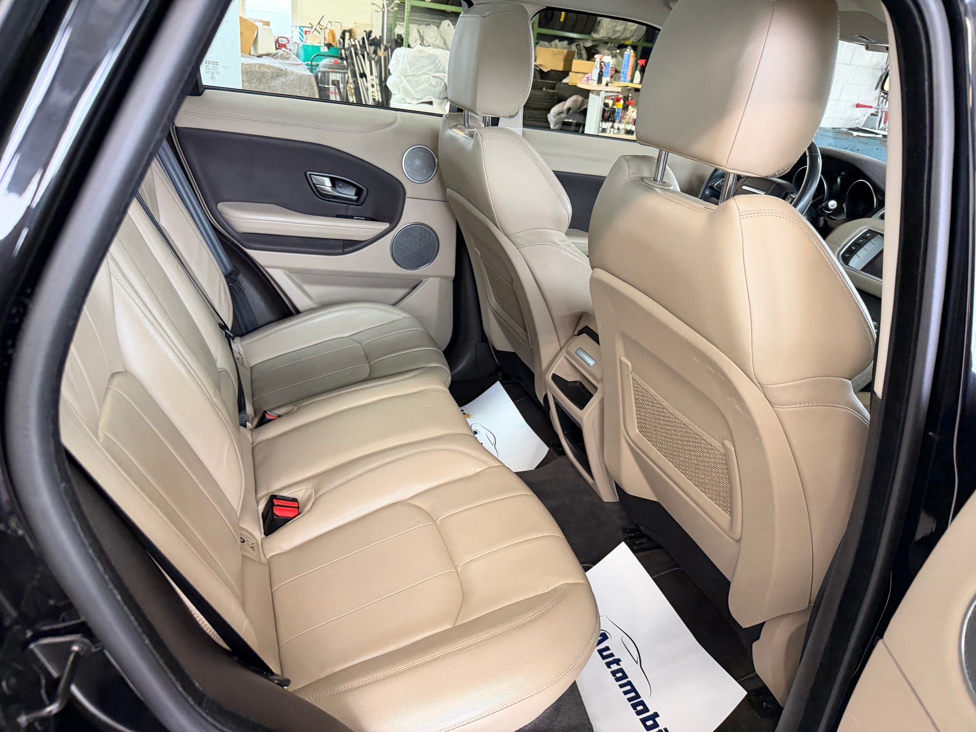 LAND ROVER Range Rover Evoque 2.0 Si4 SE AT9 | CH-Auto | Ab MFK 03.2026 | Pano Dach-image-10