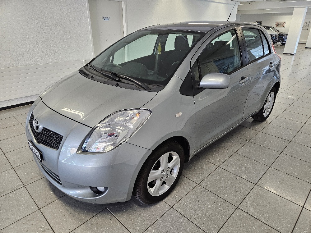 TOYOTA Yaris 1.3 Linea Luna