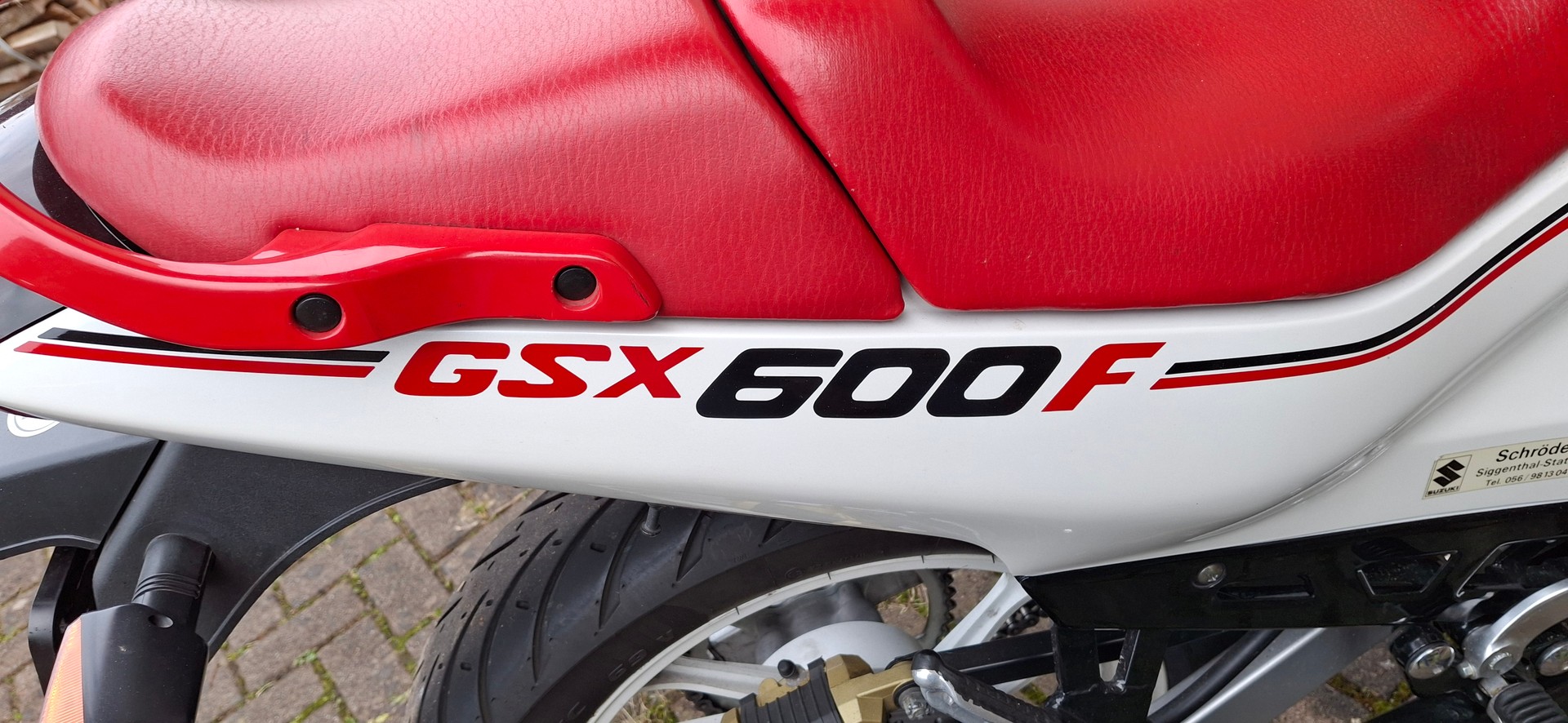 SUZUKI GSX 600 F J-image-2
