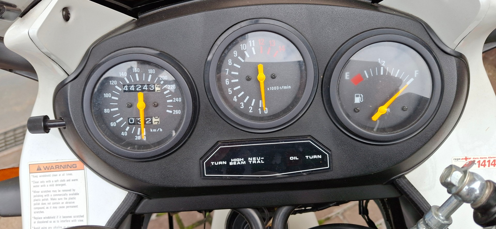 SUZUKI GSX 600 F J-image-4
