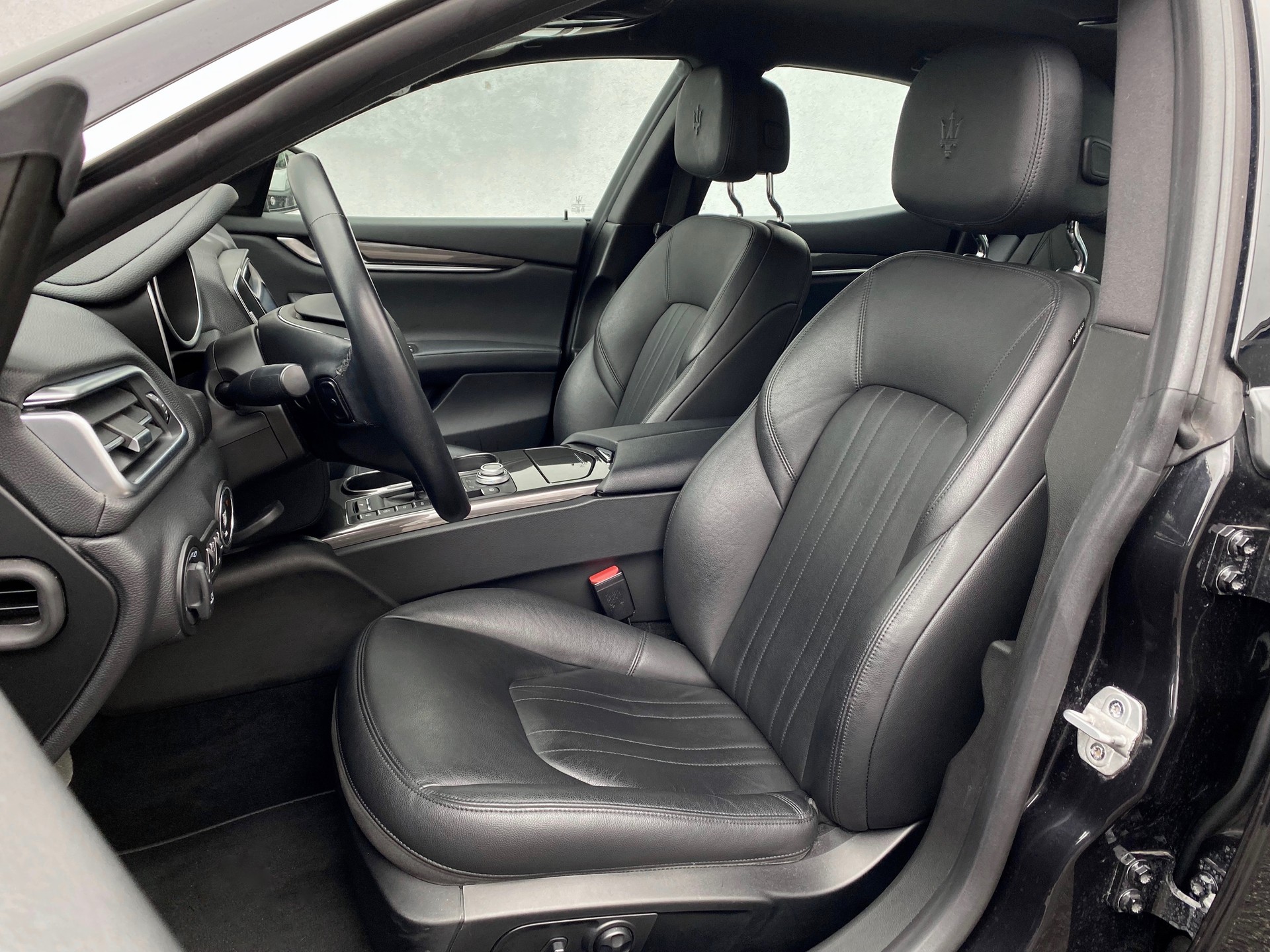 MASERATI Ghibli*3.0 V6*Automatica*-showroom-element-3