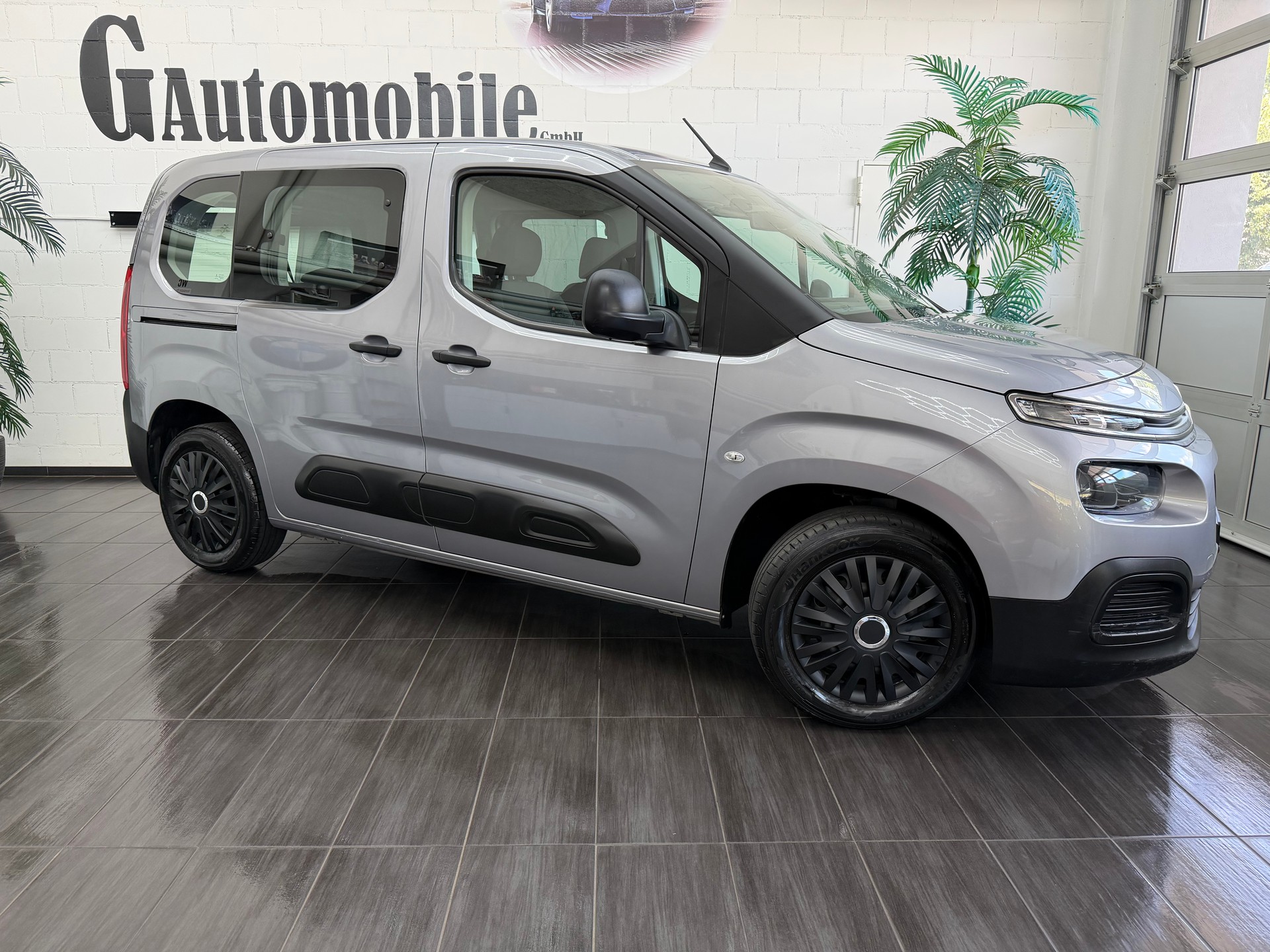 CITROEN Berlingo 1.2i PureTech Feel⭐️-showroom-element-2