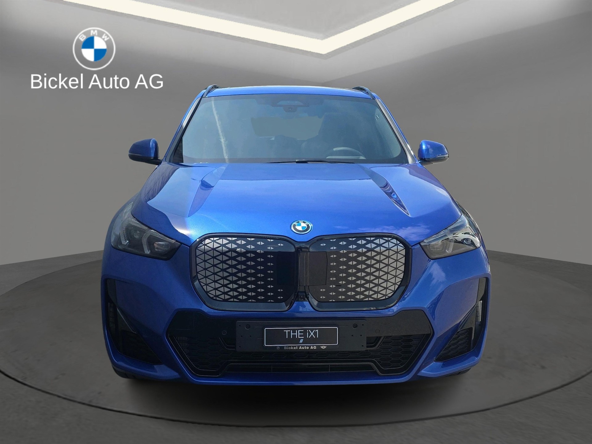 BMW iX1 xDrive 30 M Sport Pro-image-4