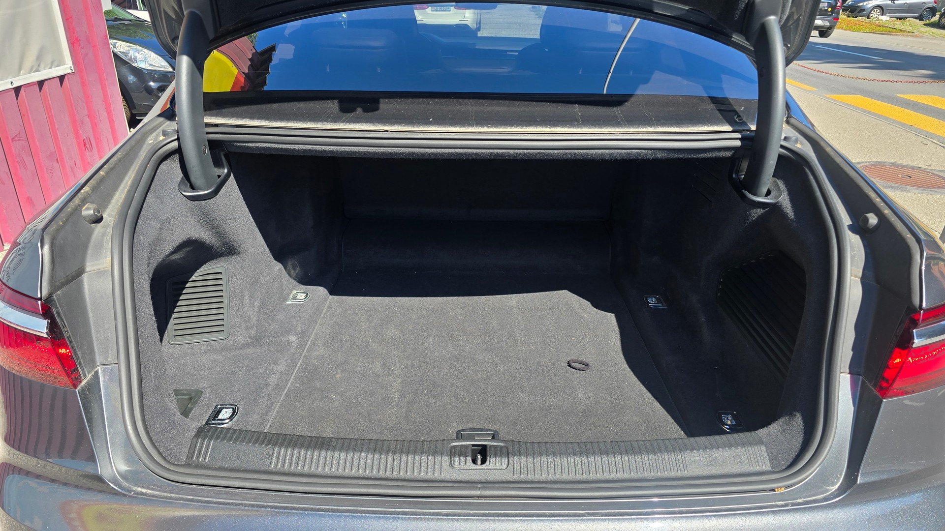 AUDI A8 50 TDI quattro tiptronic-image-4