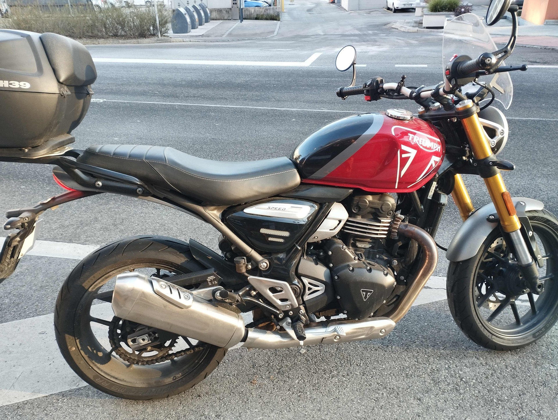 TRIUMPH Speed 400-image-1