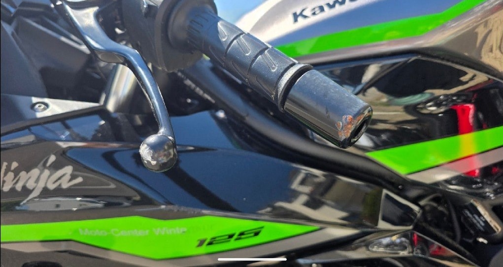 KAWASAKI Ninja 125-image-5