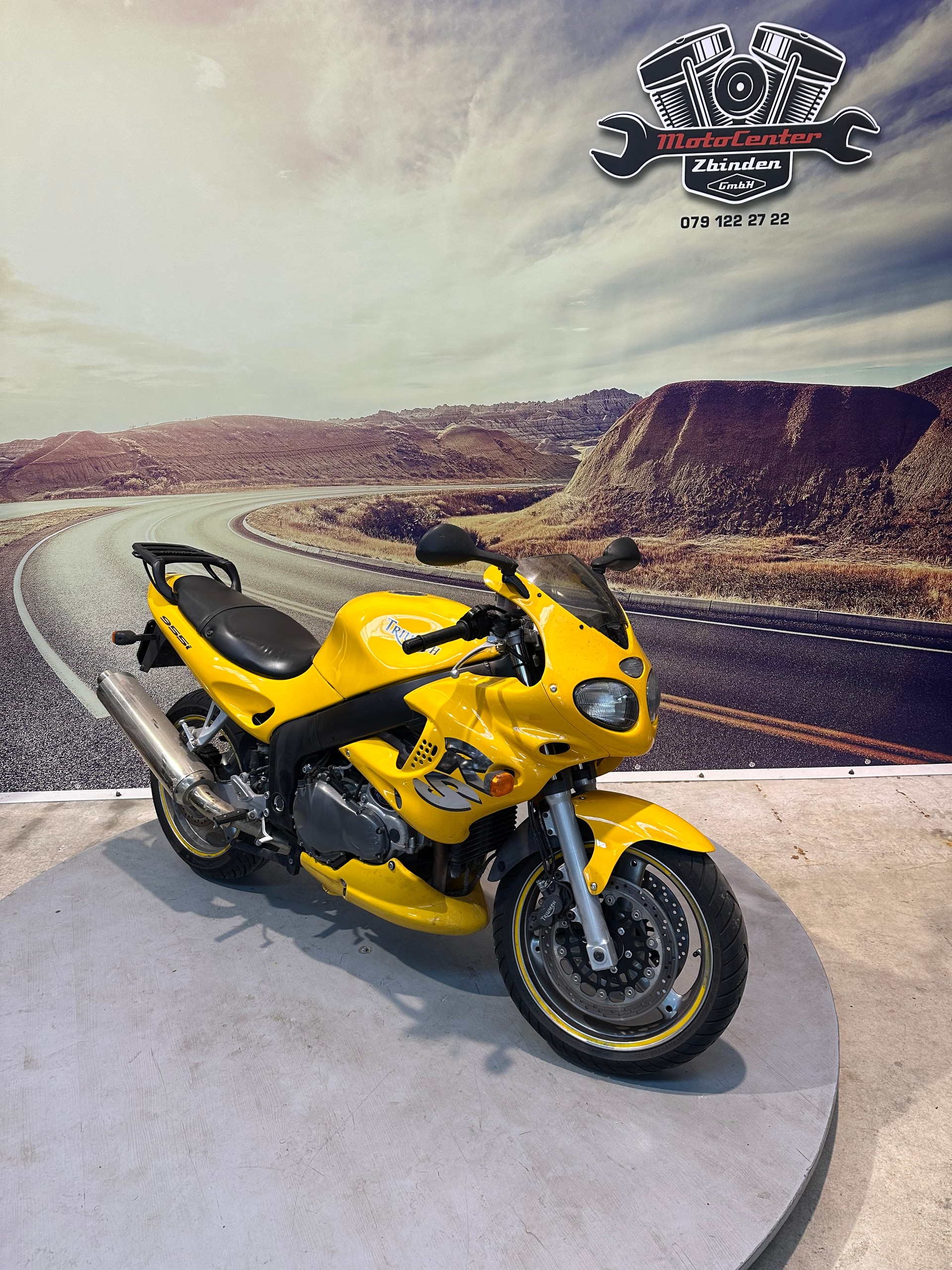 TRIUMPH Sprint RS 955i-image-1