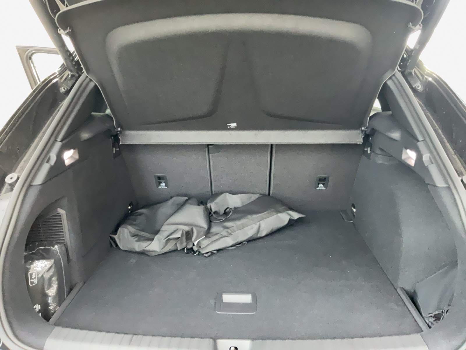 CUPRA Terramar 1.5 eHybrid DSG VZ-image-12