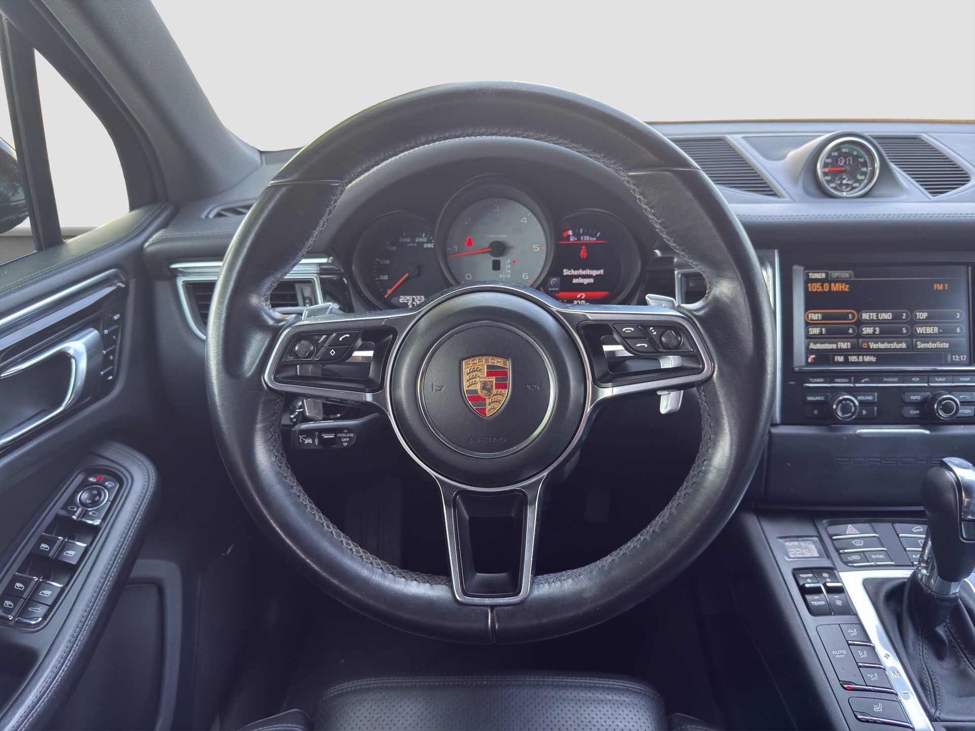 PORSCHE Macan S Diesel PDK-image-12