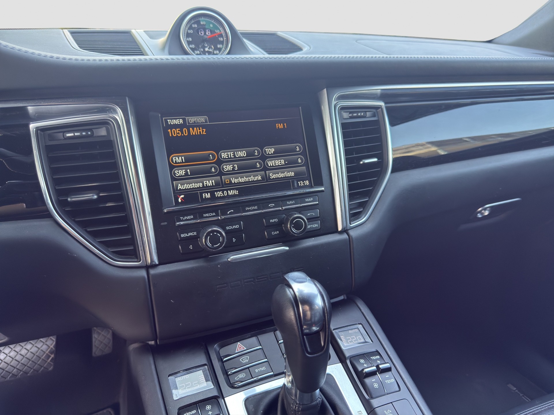 PORSCHE Macan S Diesel PDK-image-13