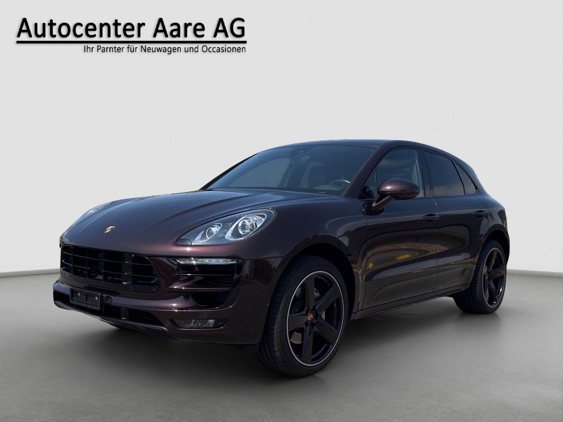 PORSCHE Macan S Diesel PDK-showroom-element-2
