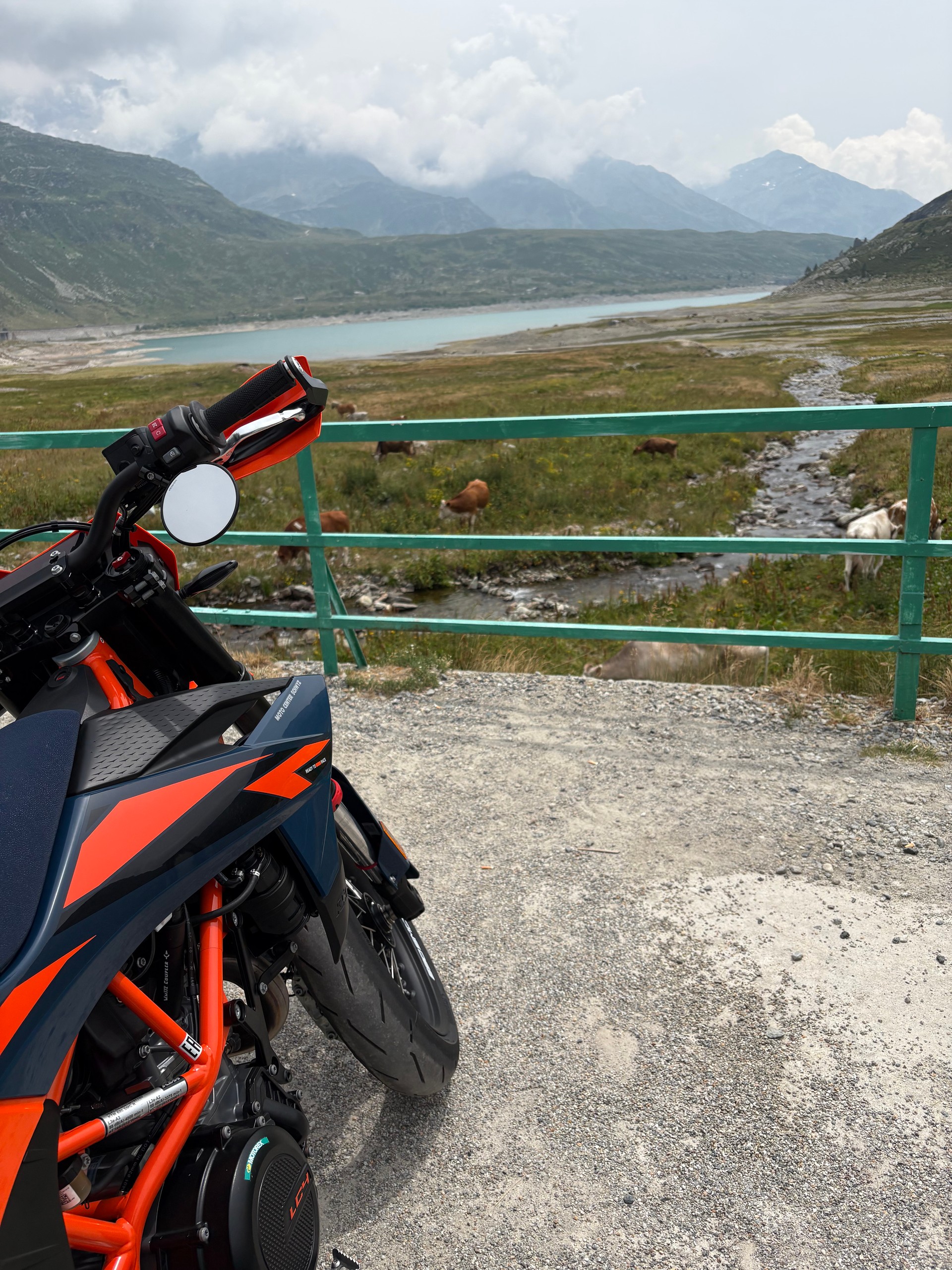 KTM 690 SMC R-image-1