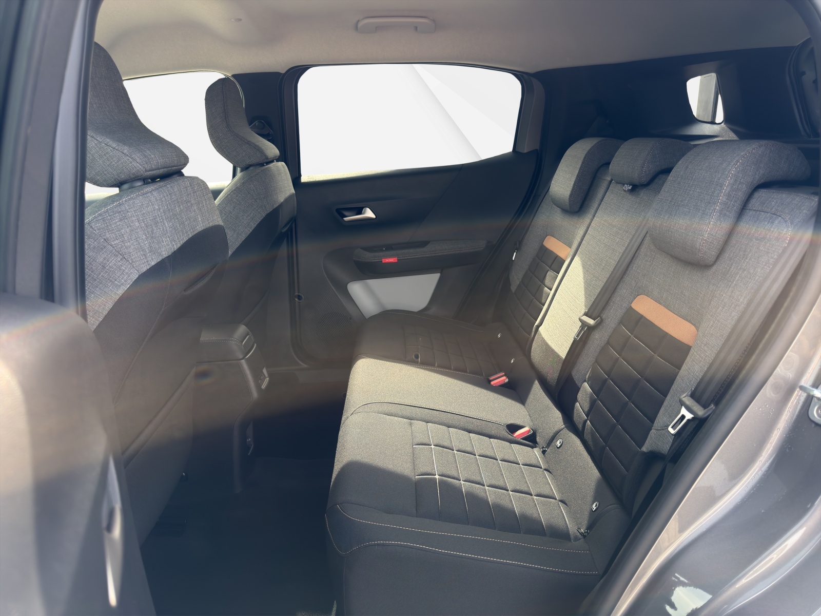 CITROEN C3 Aircross 1.2 MHEV Tonic +-image-8