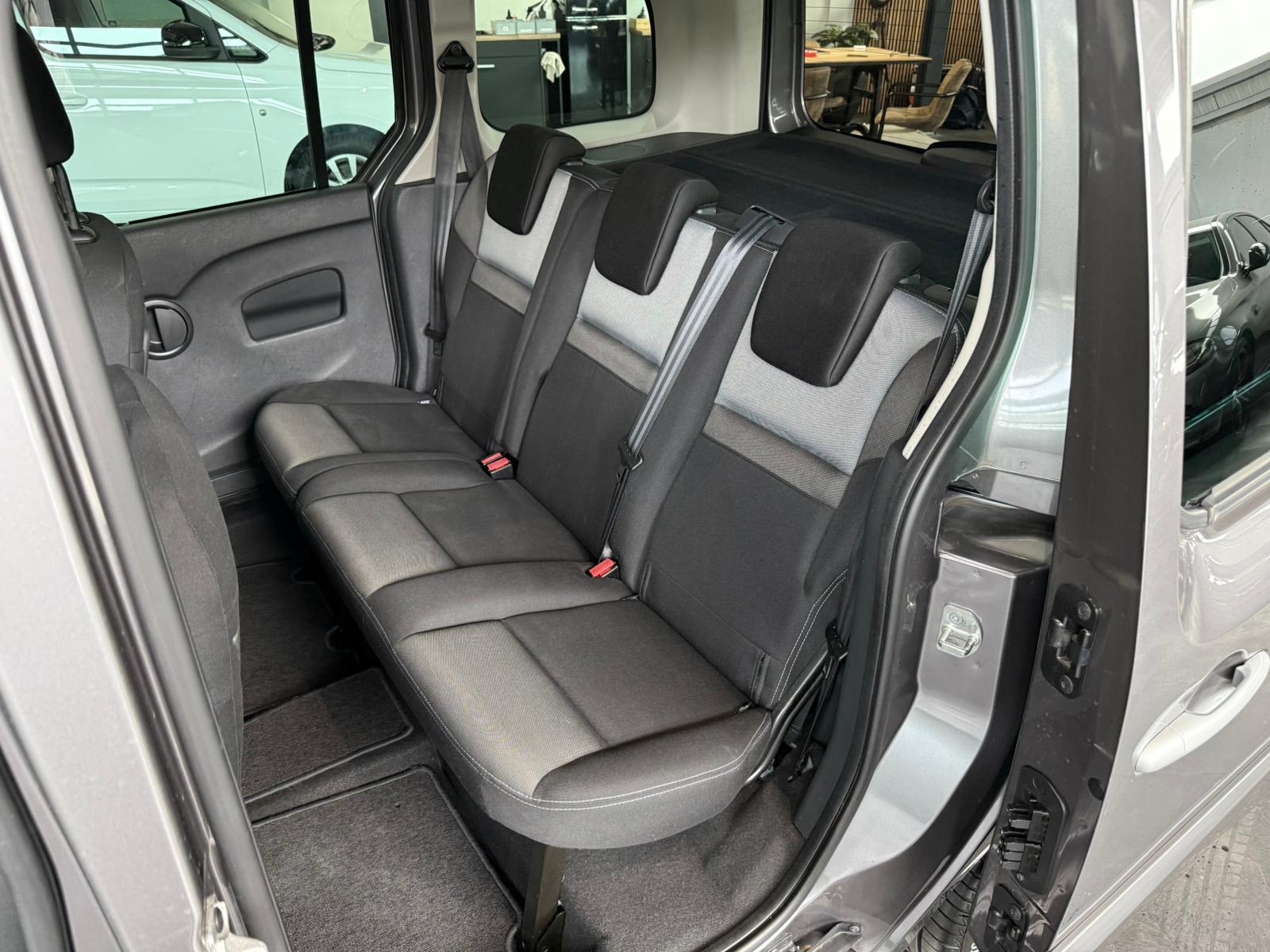 RENAULT Kangoo 1.2 16V Turbo Intens EDC-image-11