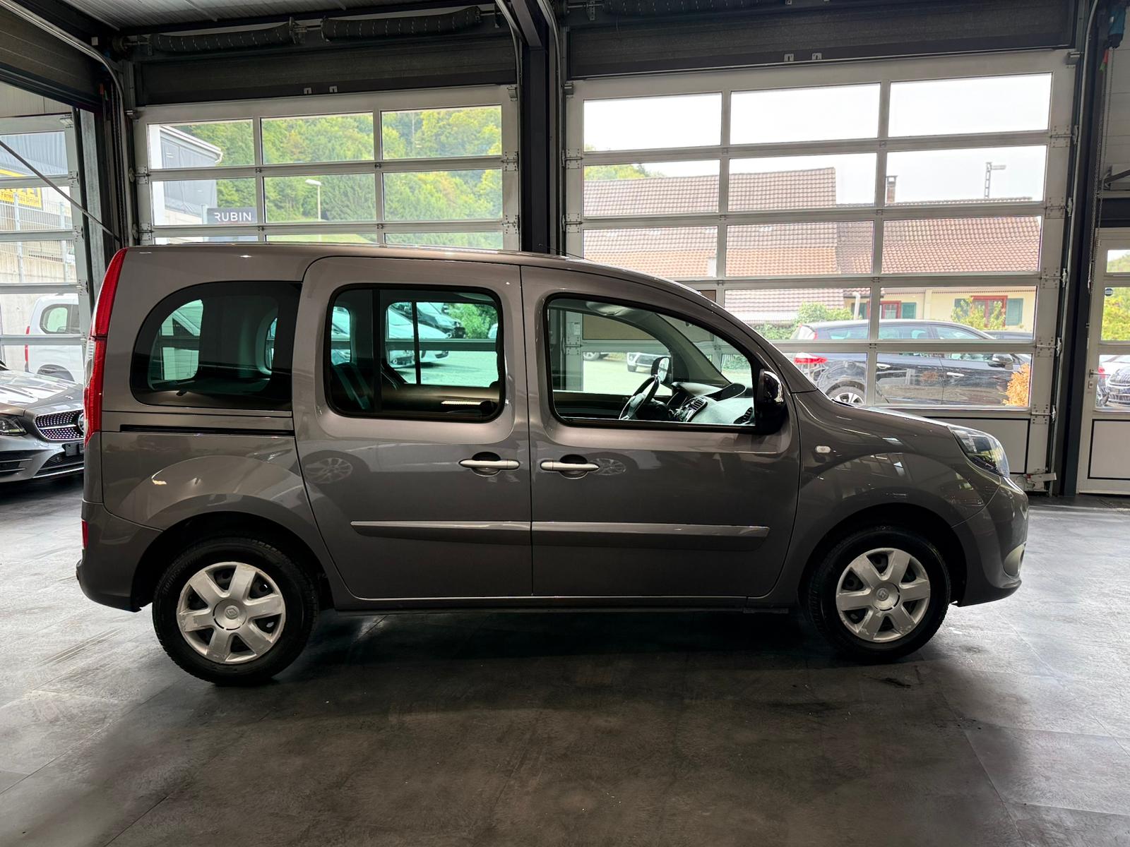 RENAULT Kangoo 1.2 16V Turbo Intens EDC-image-7