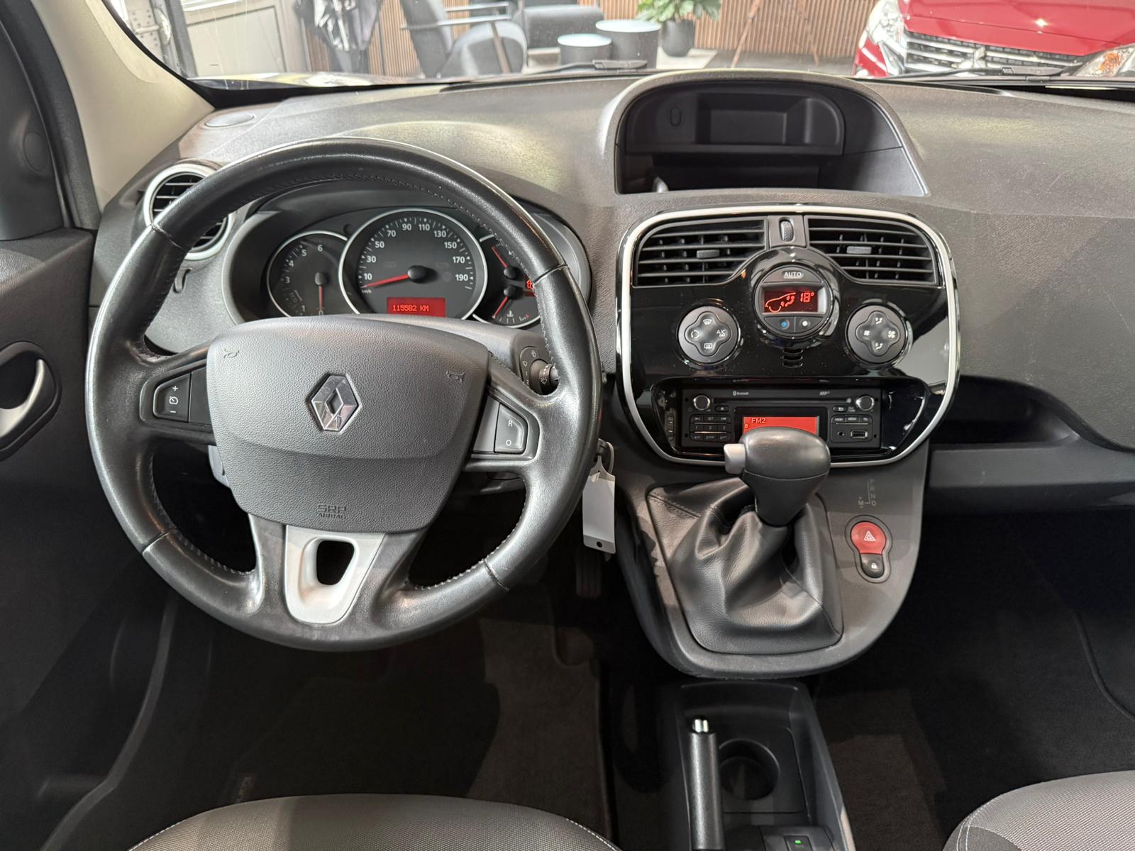 RENAULT Kangoo 1.2 16V Turbo Intens EDC-image-13