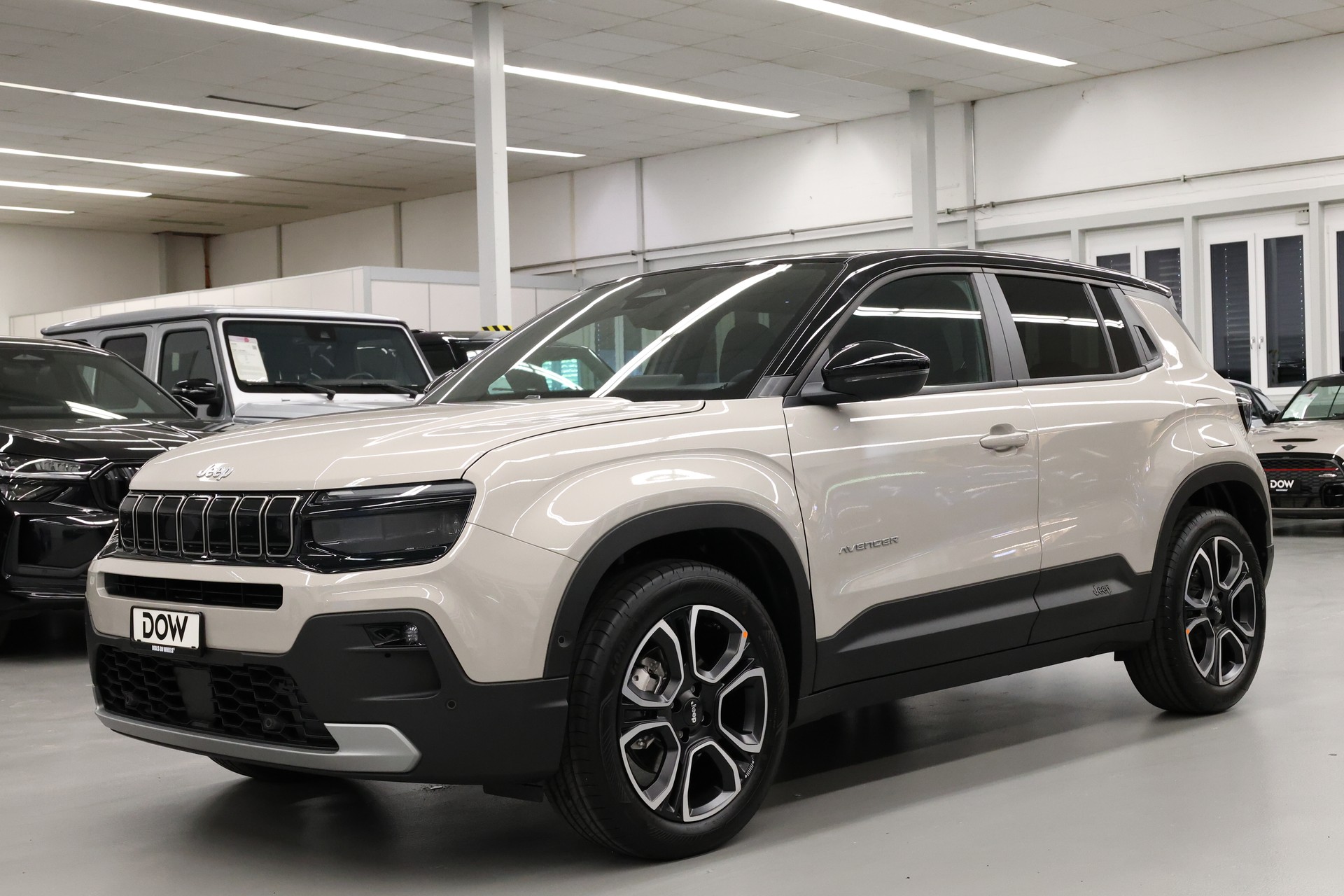 JEEP Avenger 1.2 MHEV Summit-showroom-element-2