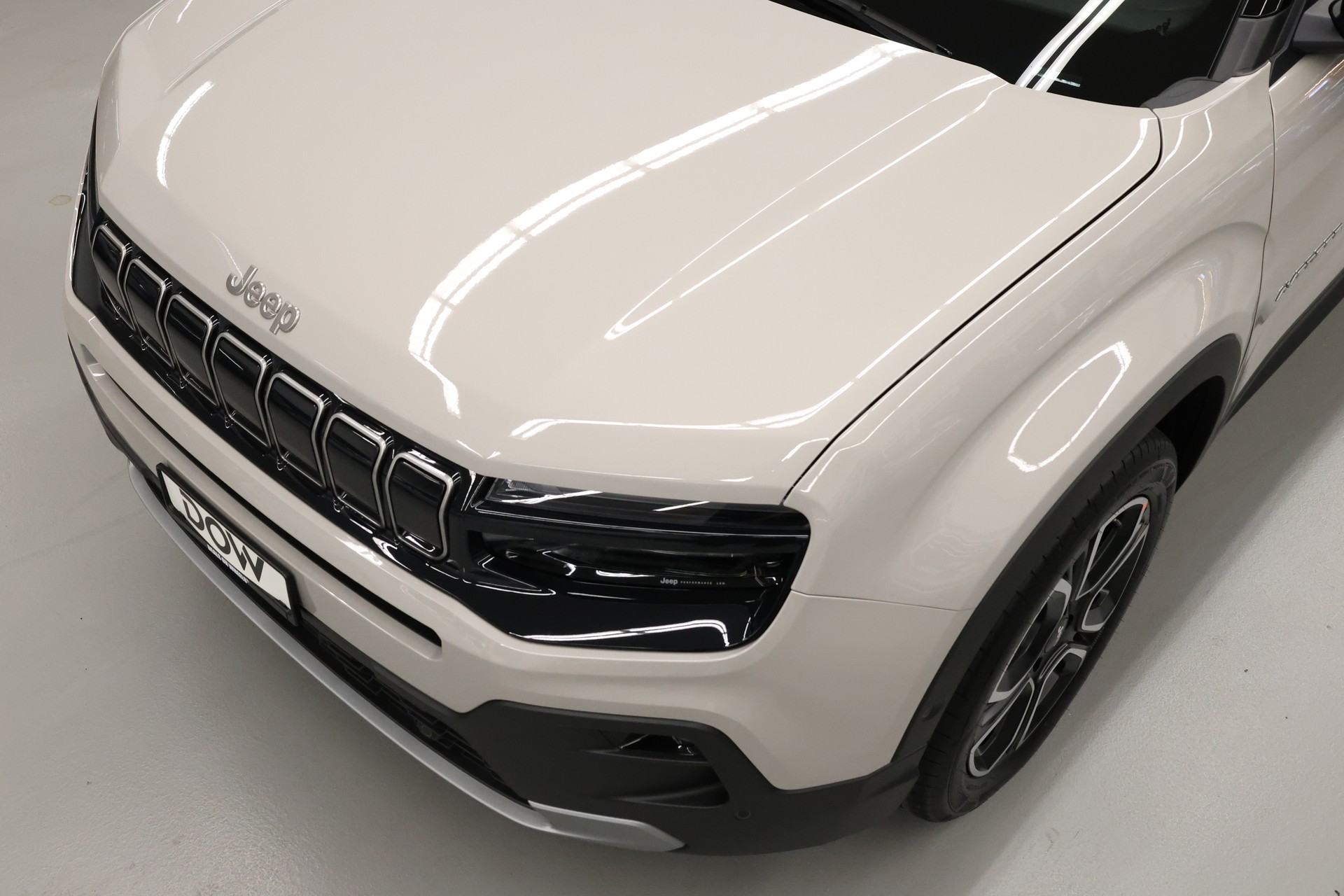 JEEP Avenger 1.2 MHEV Summit-image-5