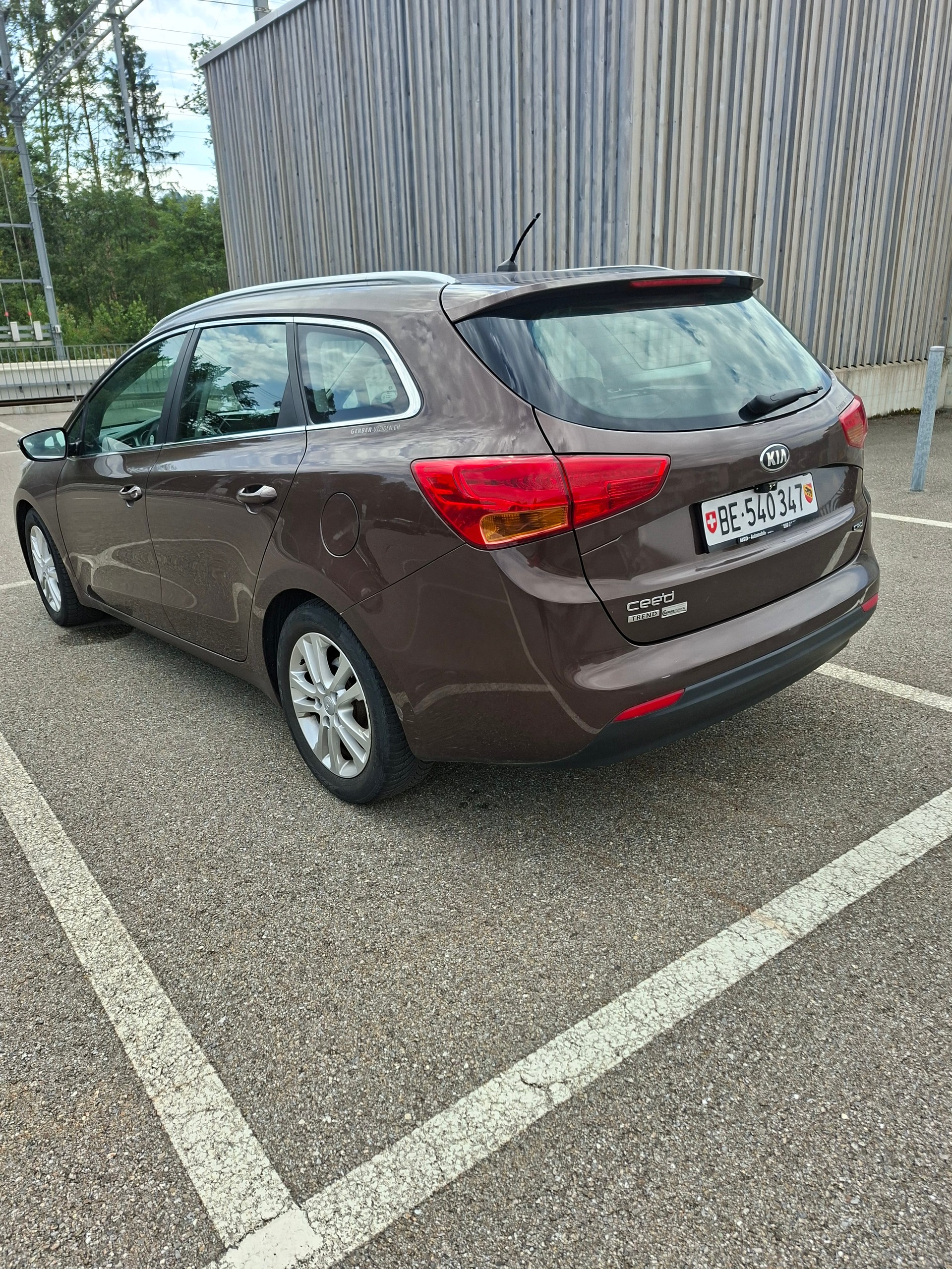 HYUNDAI Kia Ceed 1.6.136PS-image-1