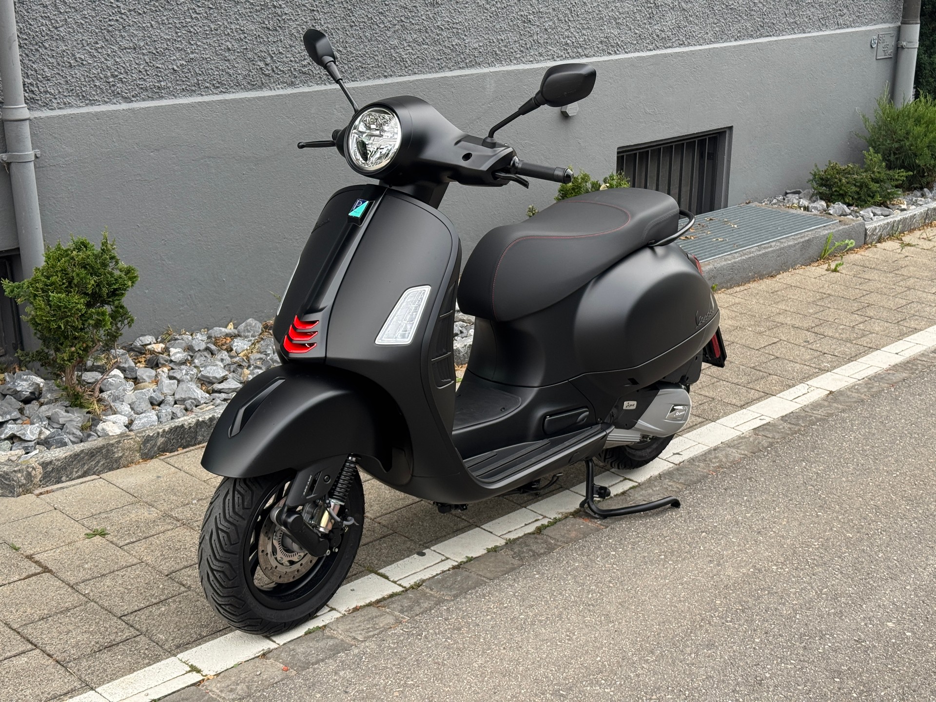 PIAGGIO Vespa GTS 125 Super Sport RST Euro 5+-image-0