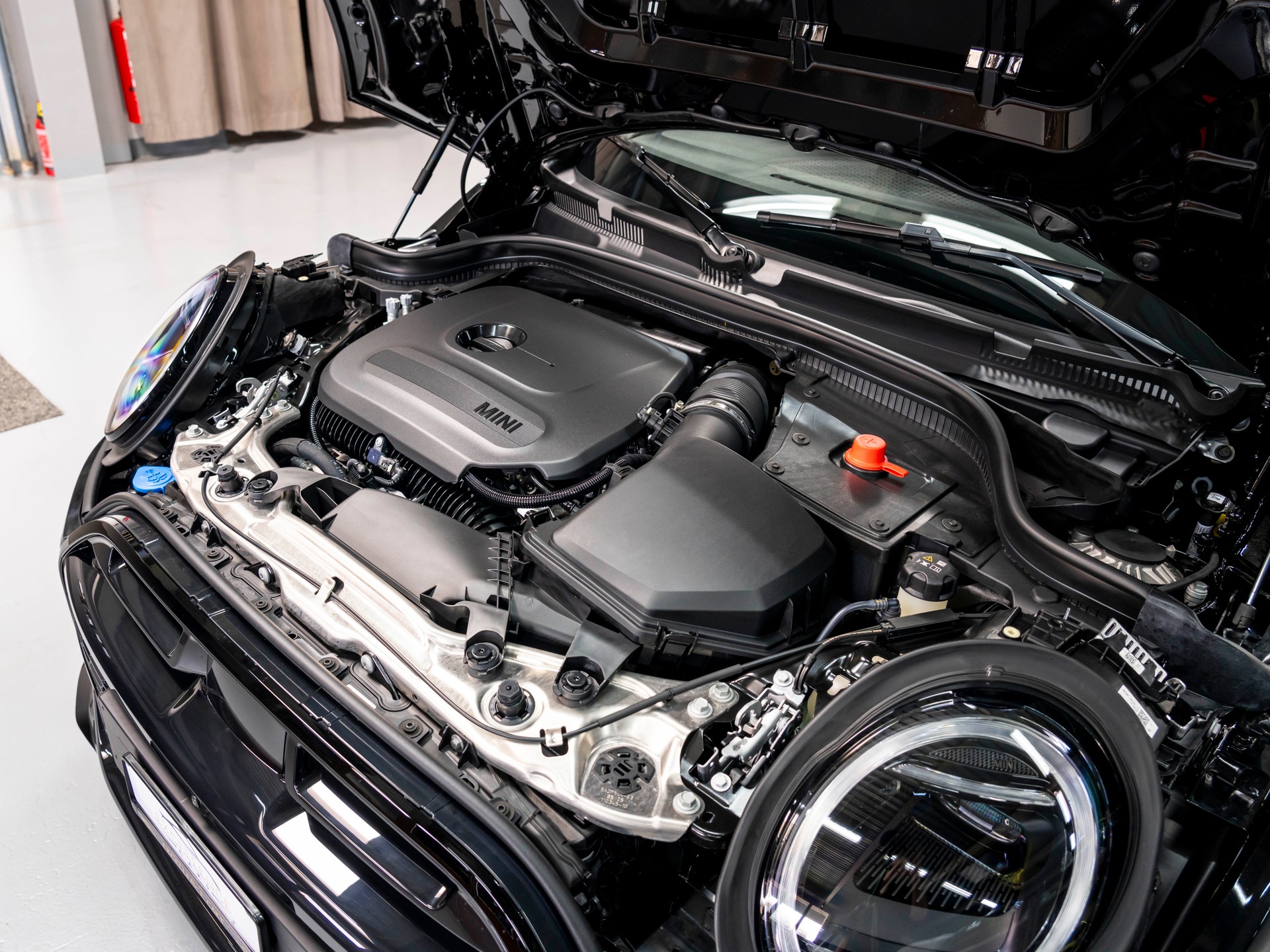 MINI Cooper C Cabriolet, DKG, JCW, Pack XL-image-29