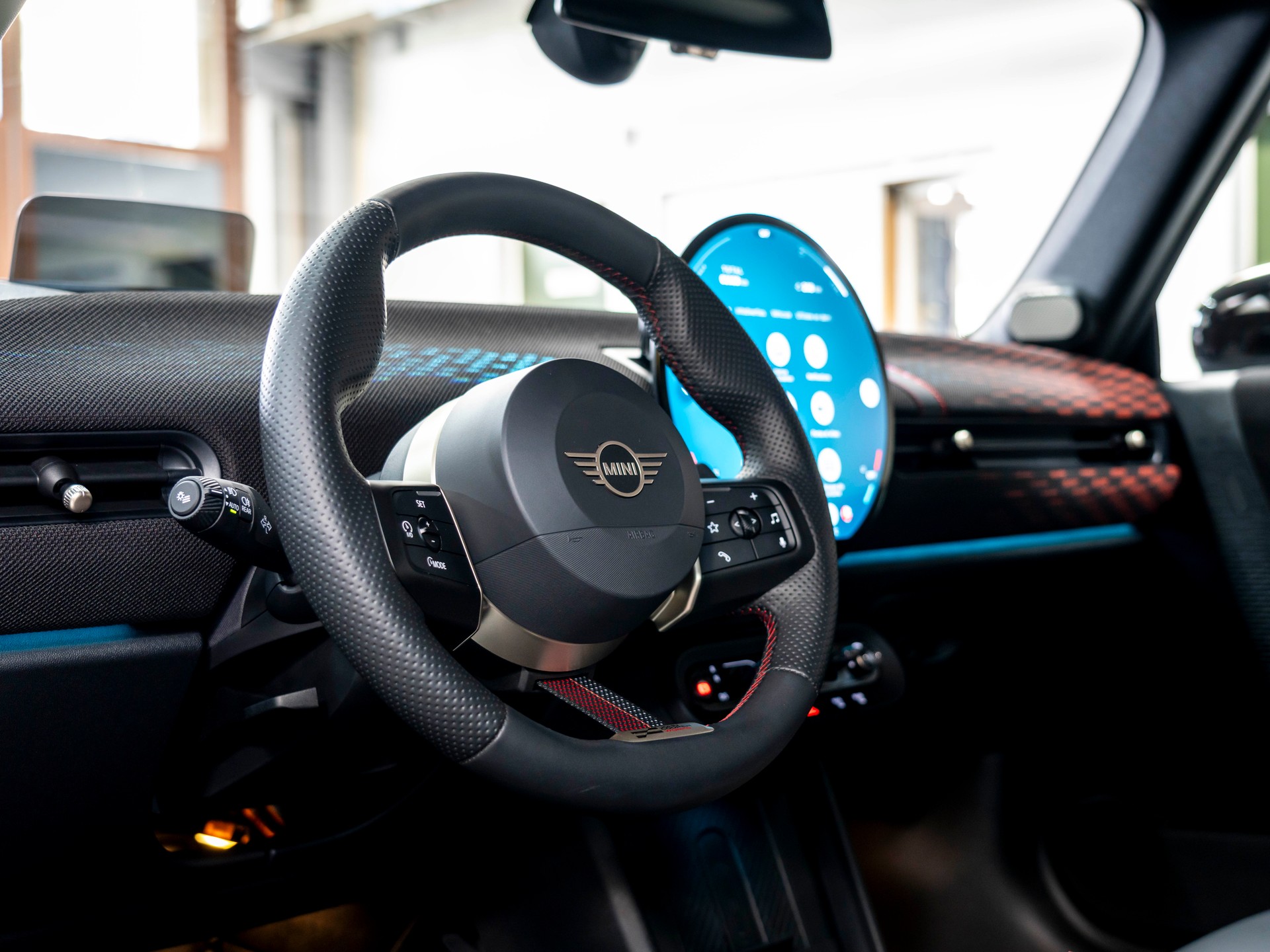 MINI Cooper C Cabriolet, DKG, JCW, Pack XL-image-14