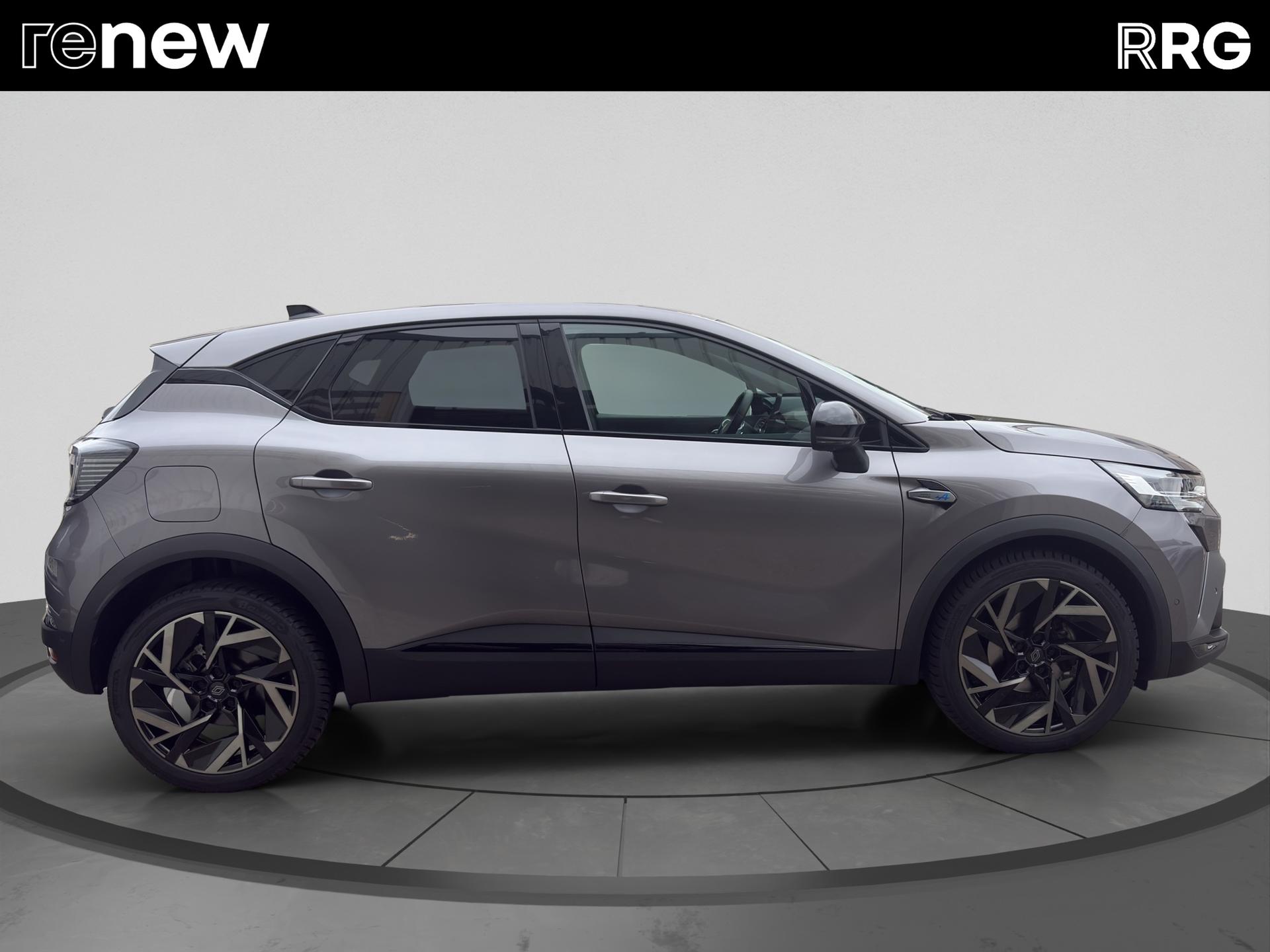 RENAULT Captur 1.3 TCe Esprit Alpine EDC-showroom-element-1