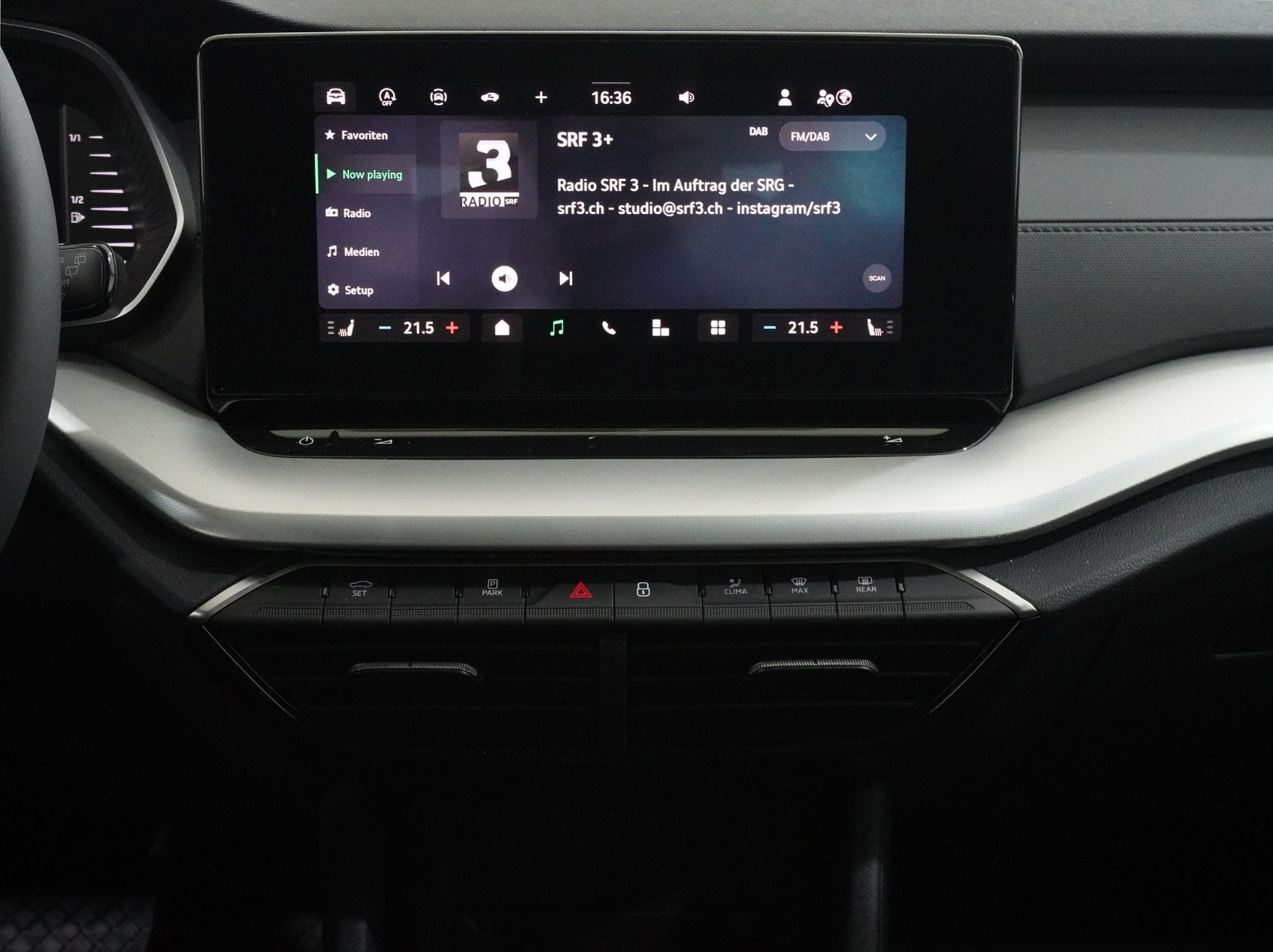 SKODA Octavia 1.5 TSI mHEV Selection-Loft DSG-image-17