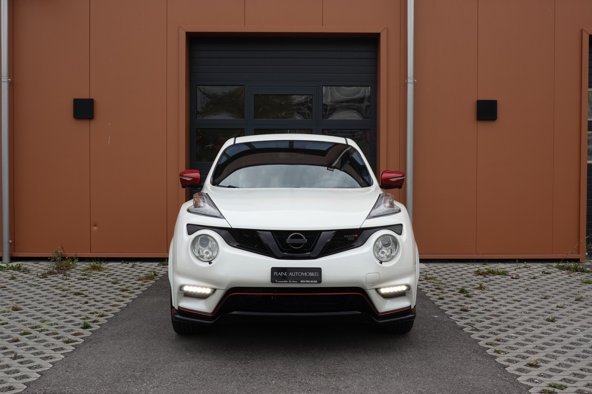 NISSAN Juke 1.6 DIG-T Nismo RS 4x4 "* CH Auto * Sièges Recaro * Black Edition * Interieur Alcantara * Tempomat *"-showroom-element-1