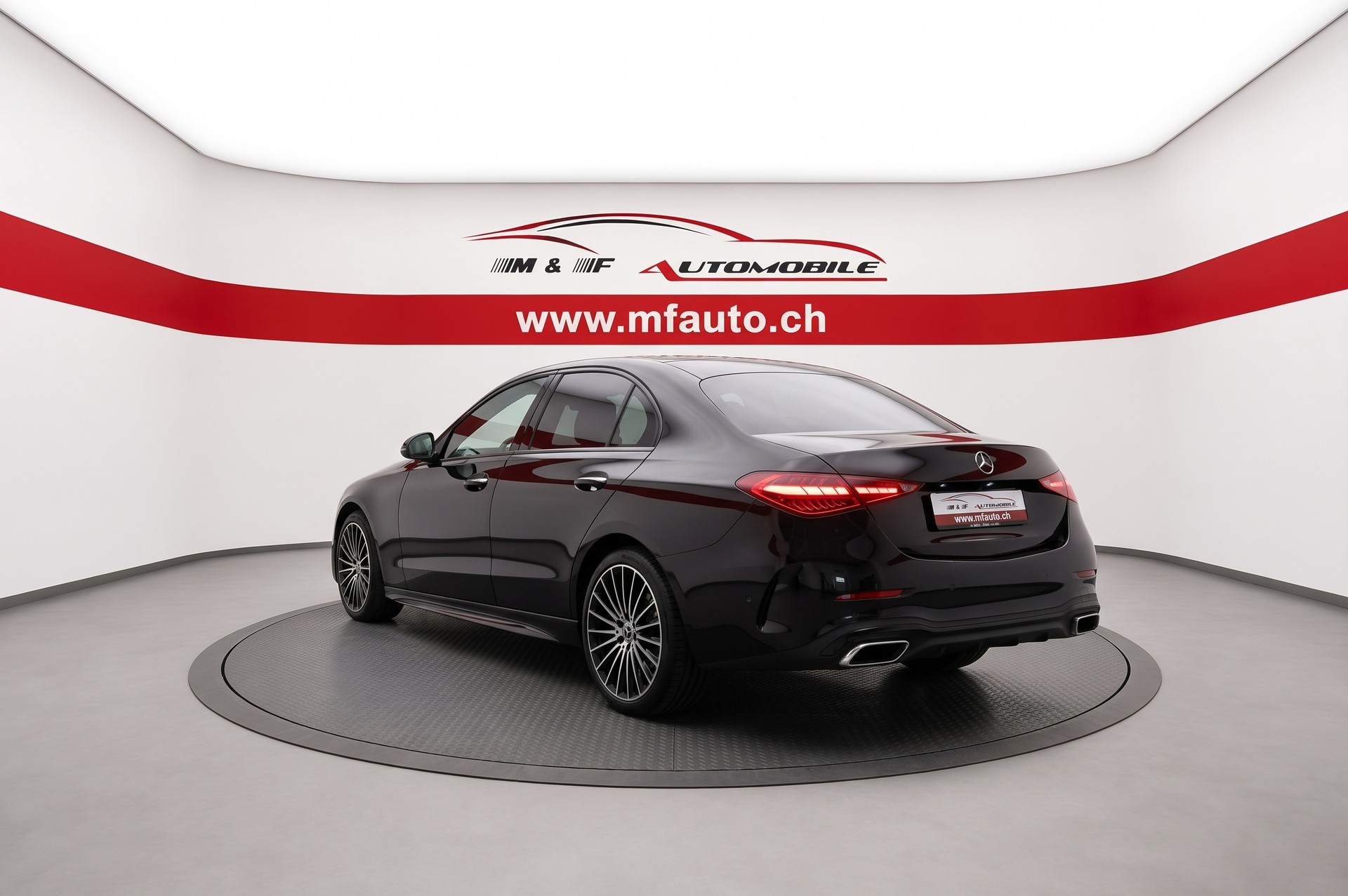 MERCEDES-BENZ C 200 AMG Line 4matic-showroom-element-3