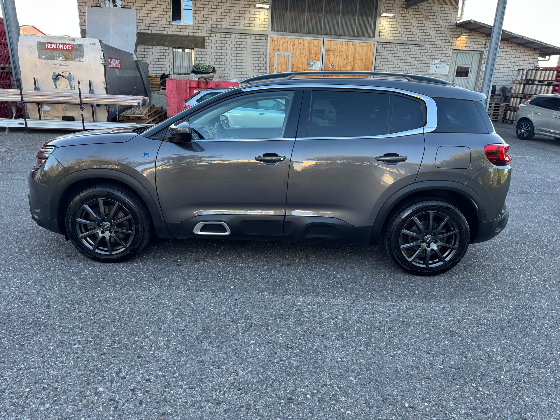 CITROEN C5 Aircross 1.6 PHEV Shine-image-9