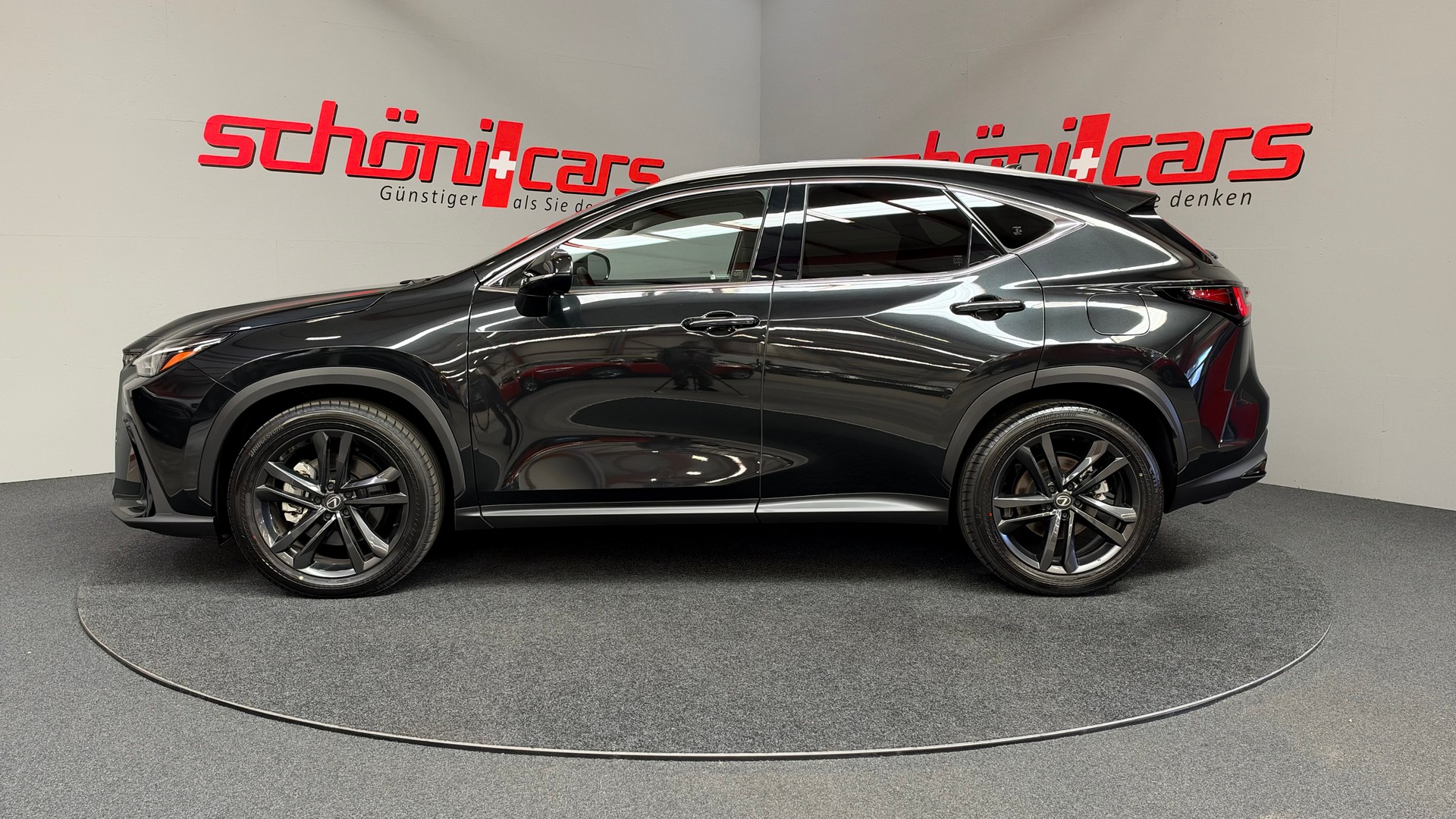 LEXUS NX 450h+ E-FOUR Comfort-showroom-element-2
