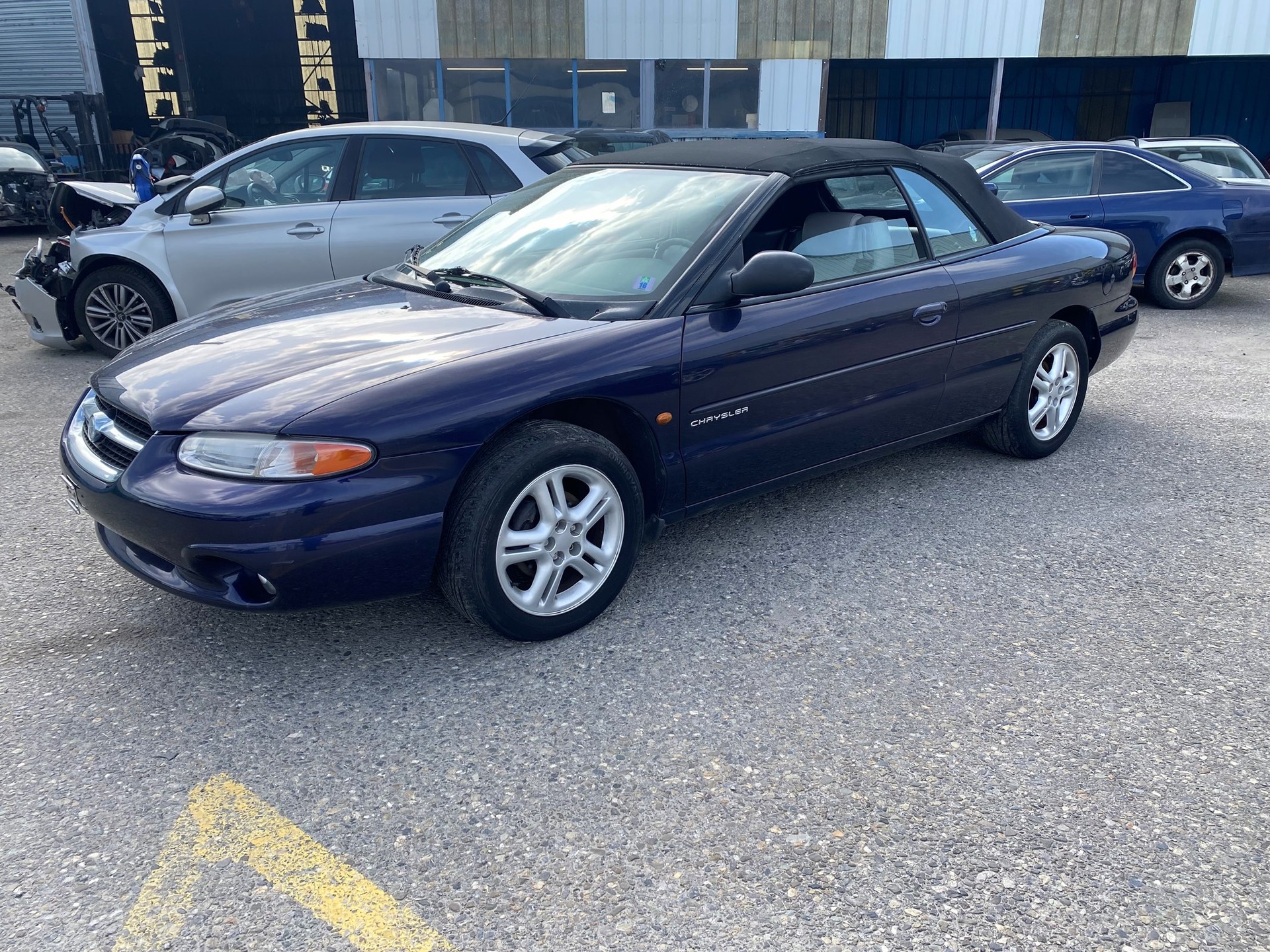 CHRYSLER Stratus 2.5 V6 LX Cabrio-image-1