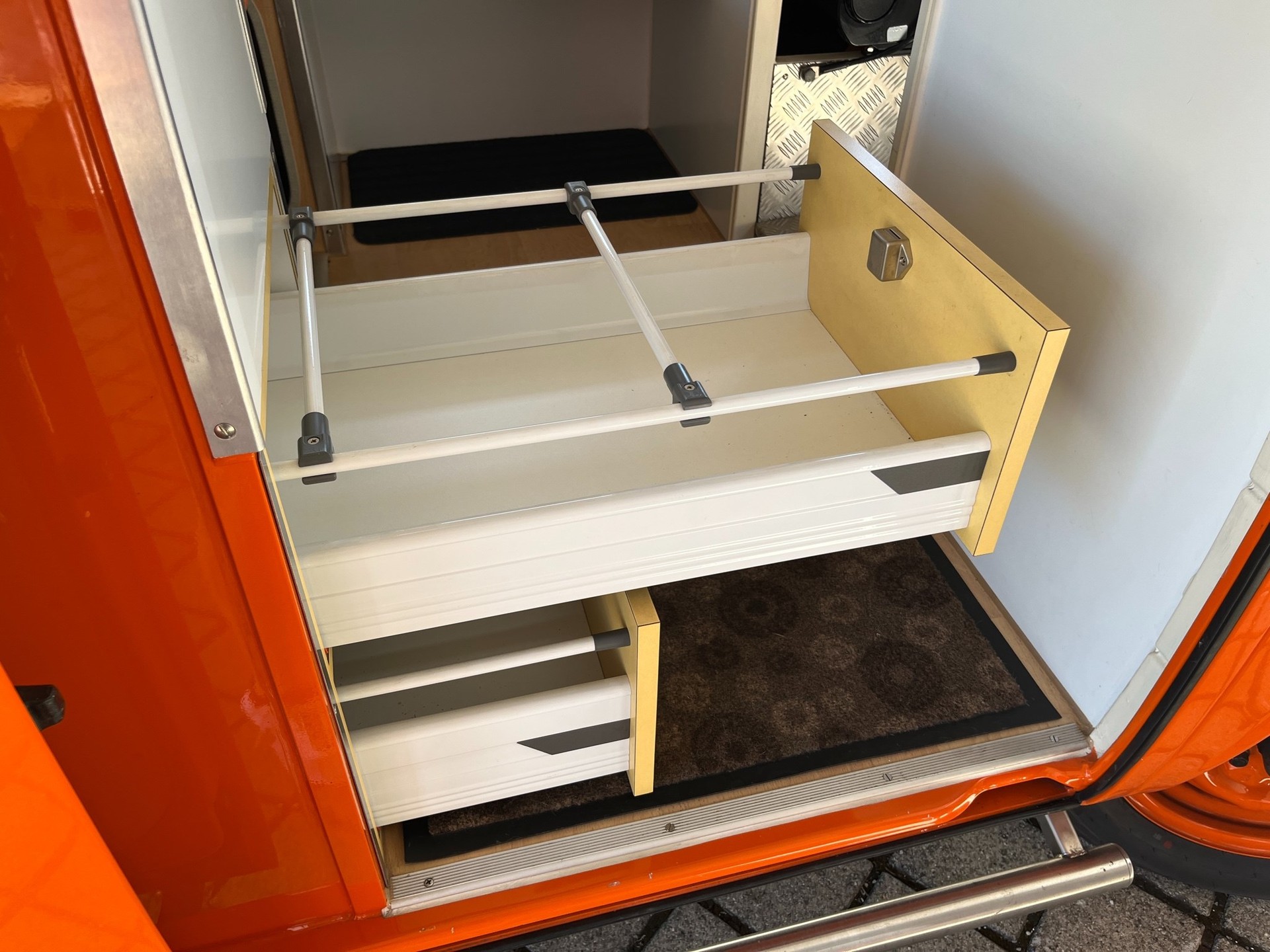 VW T2 23-image-10