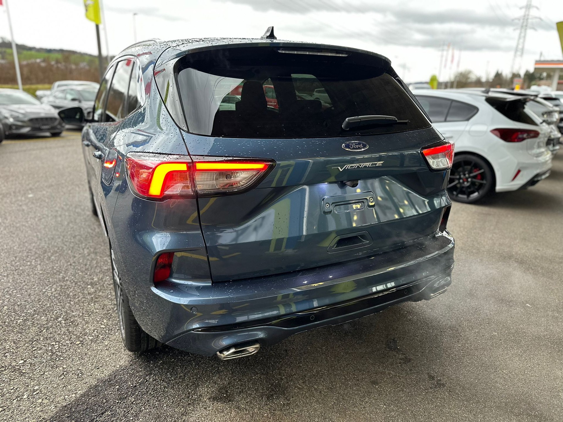 FORD Kuga 2.5 PHEV Vignale 2WD blue-image-5