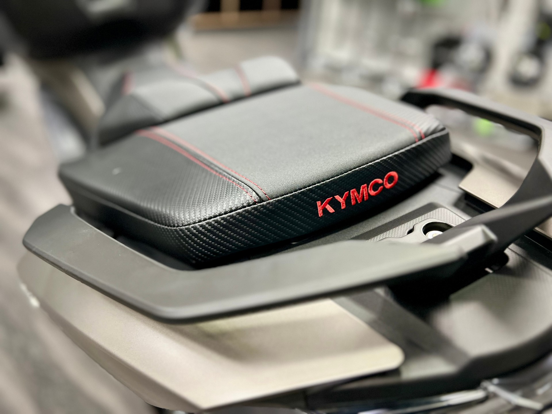 KYMCO AK 550 Premium New 2024-image-2
