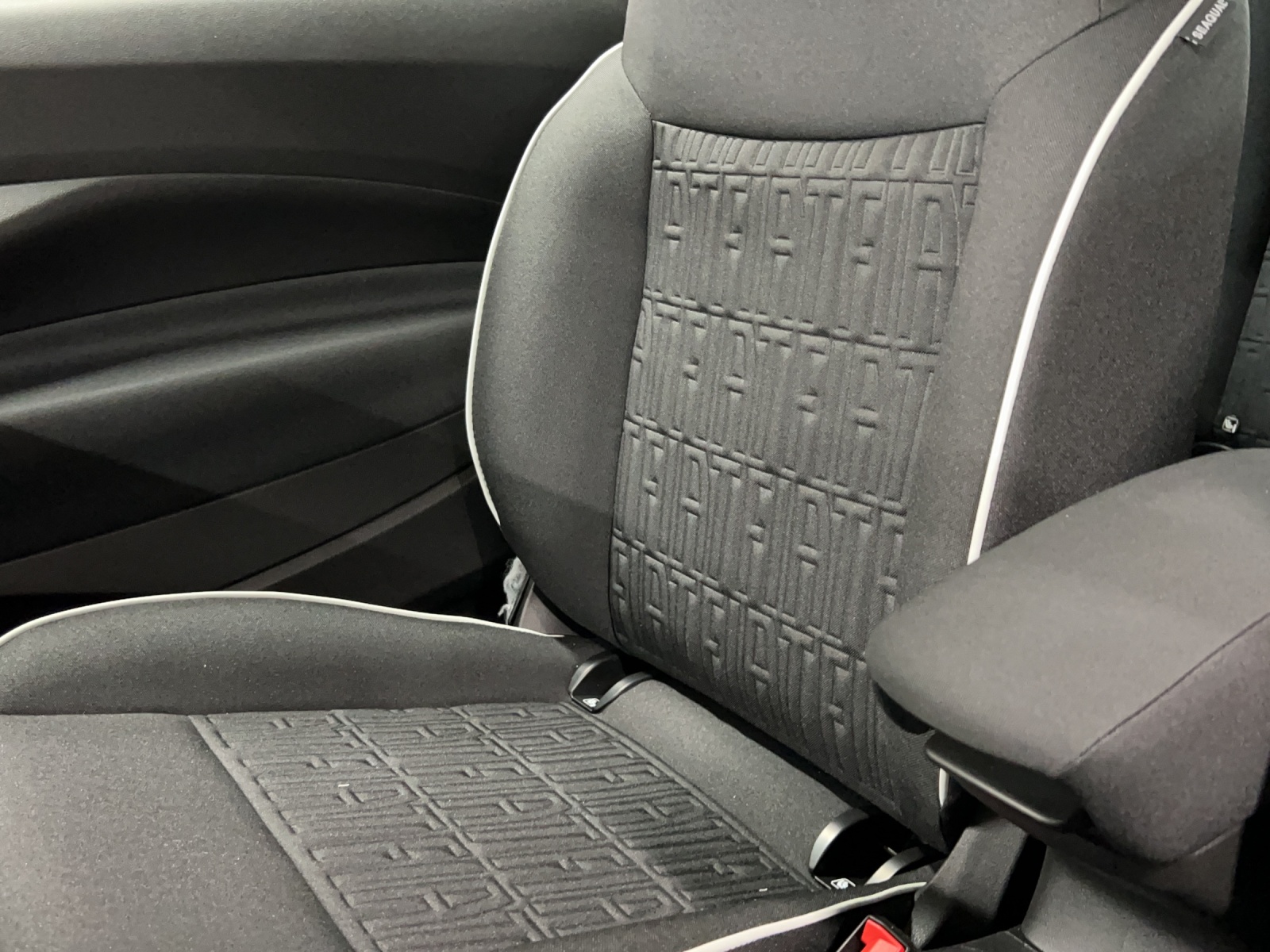 FIAT 500 BEV Swiss Edition 118 PS-image-18